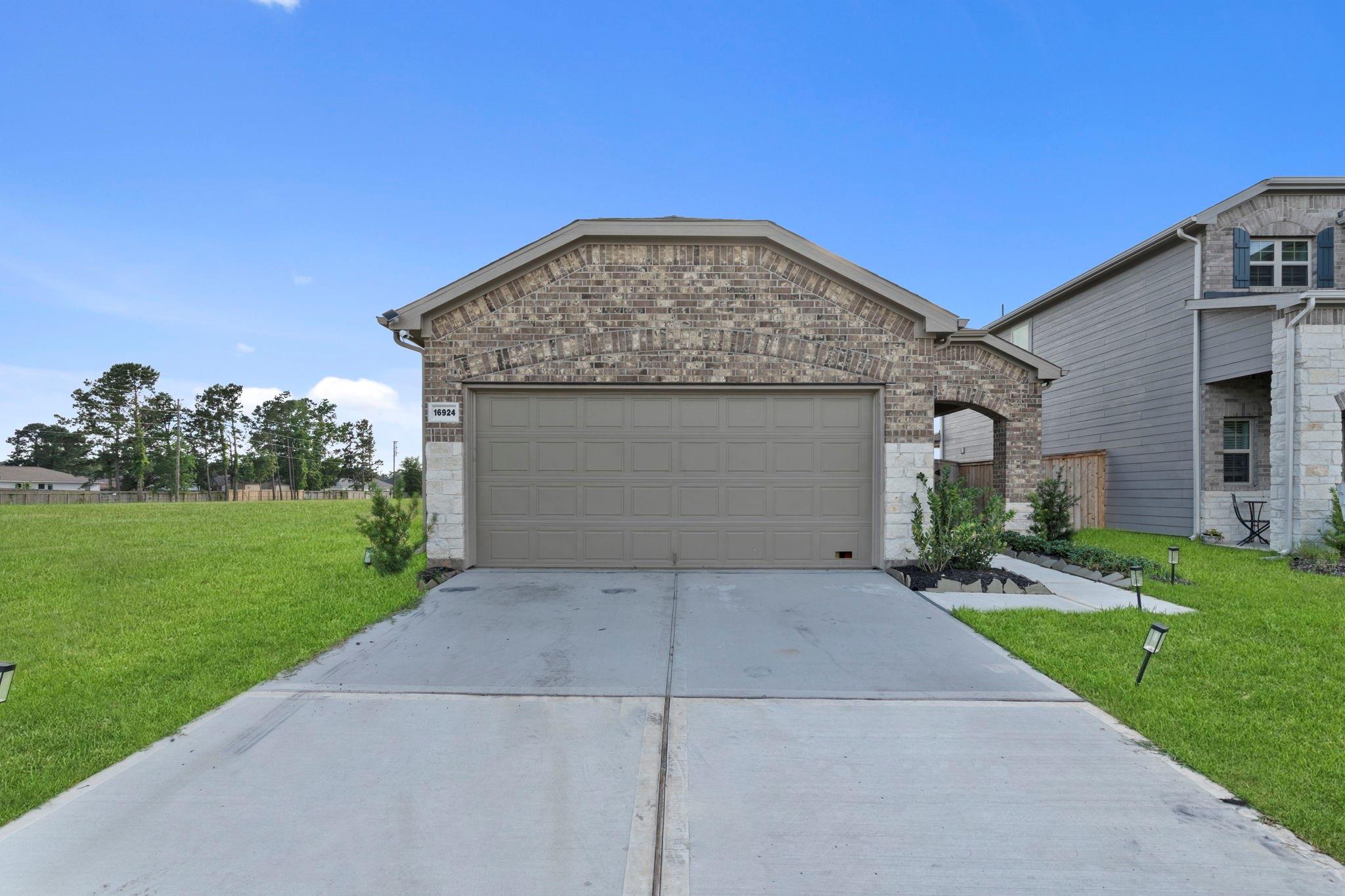 16924 Juniper Blossom Bend
