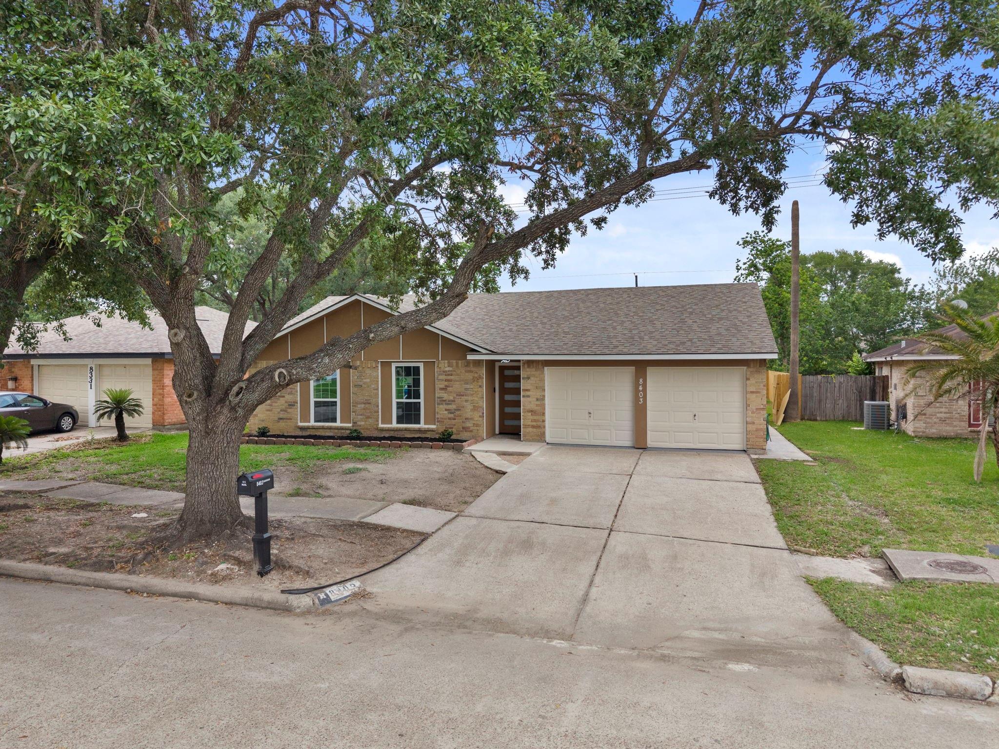 8403 Swan Meadow Lane