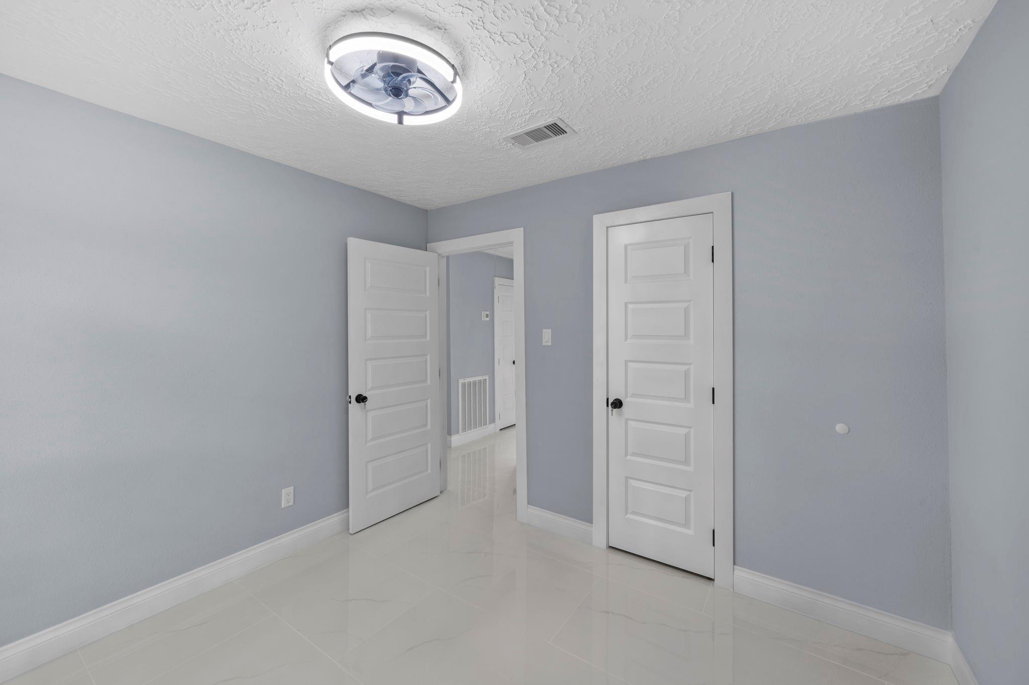 8403 Swan Meadow Lane