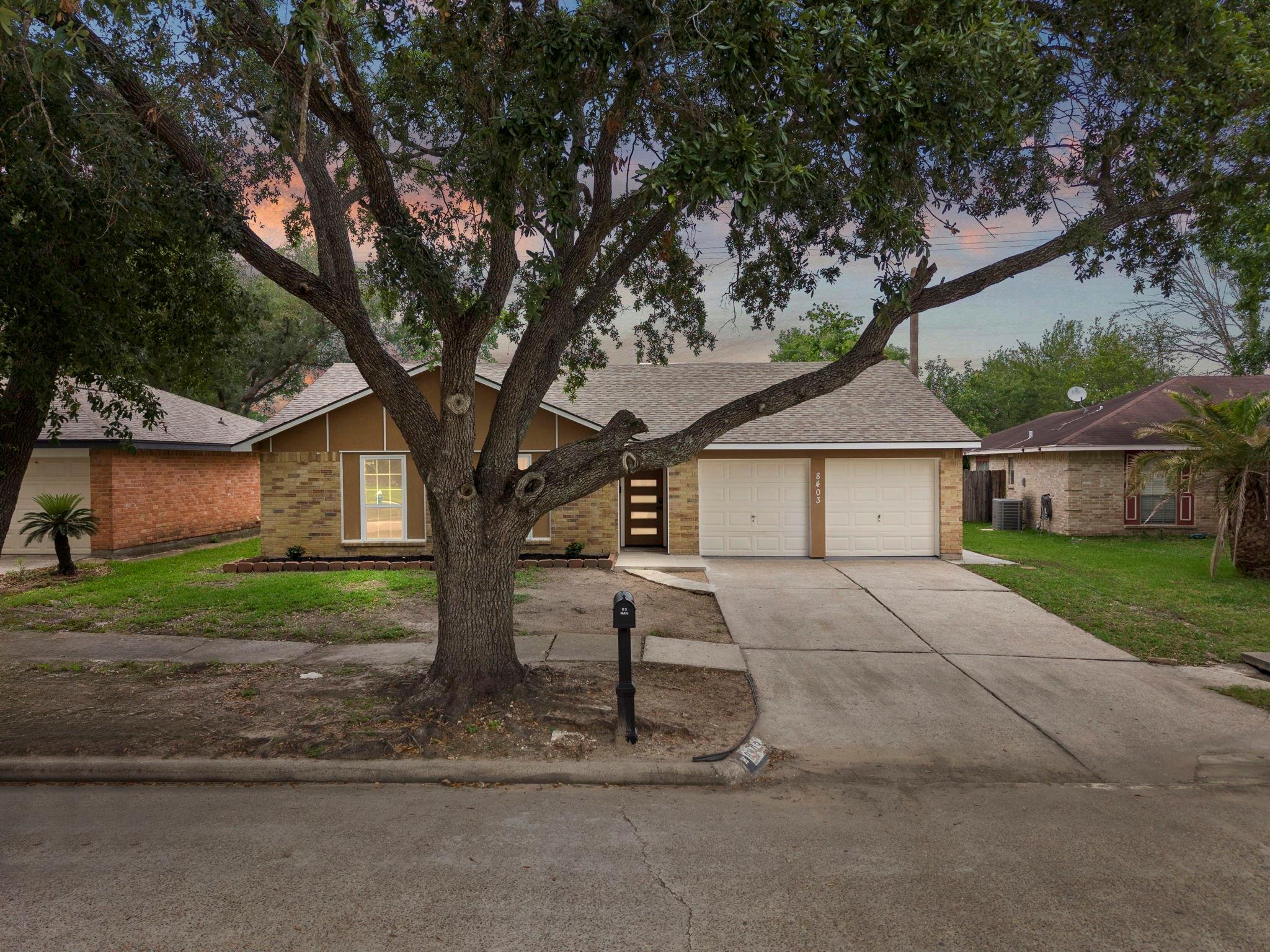 8403 Swan Meadow Lane