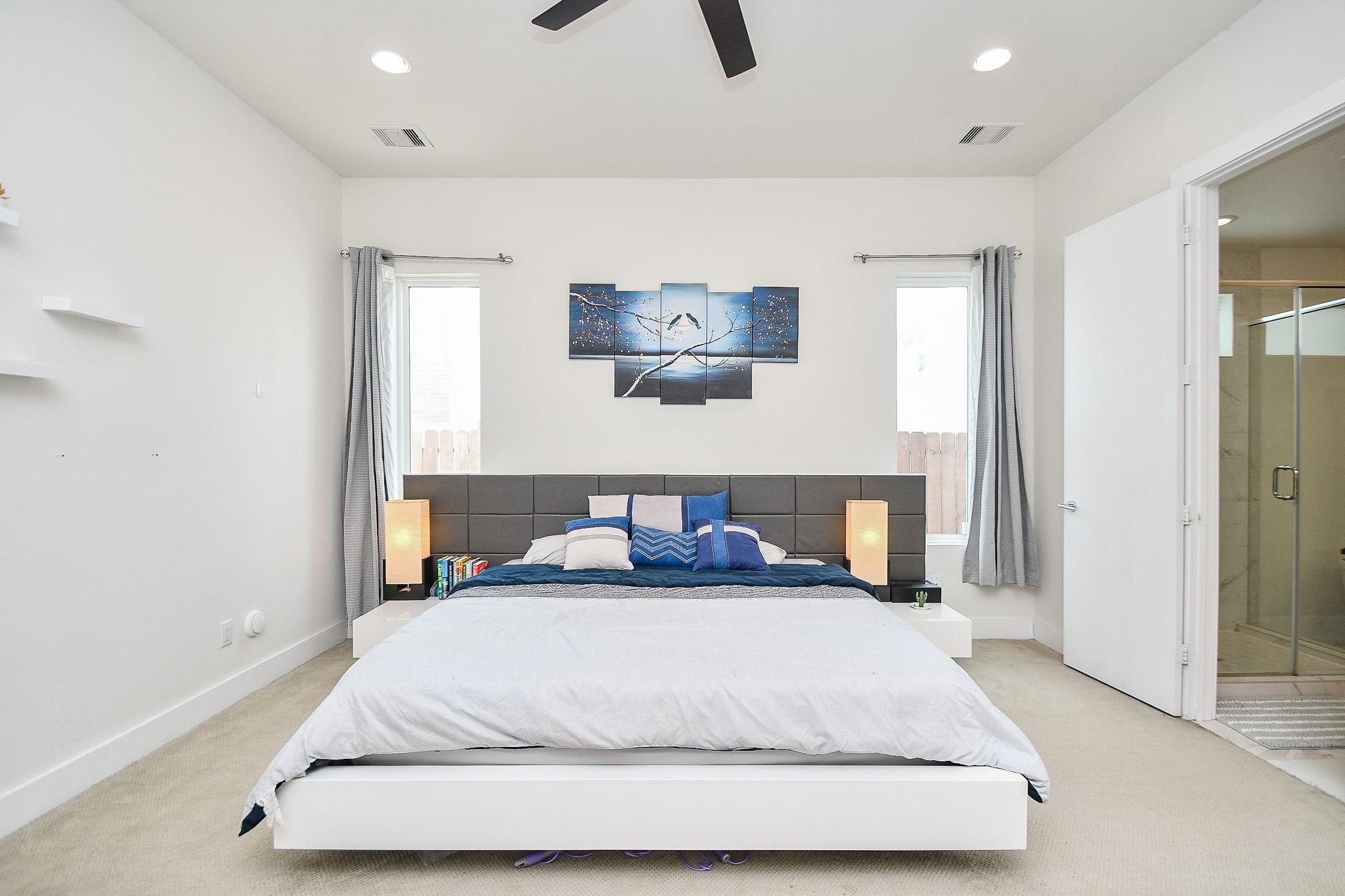 5519 Paraiso Place, Houston