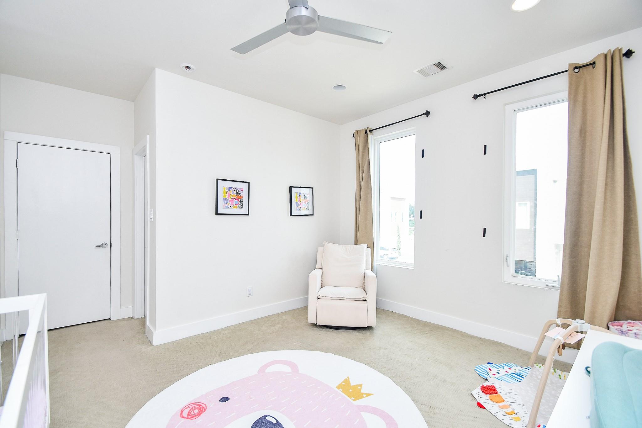 5519 Paraiso Place, Houston