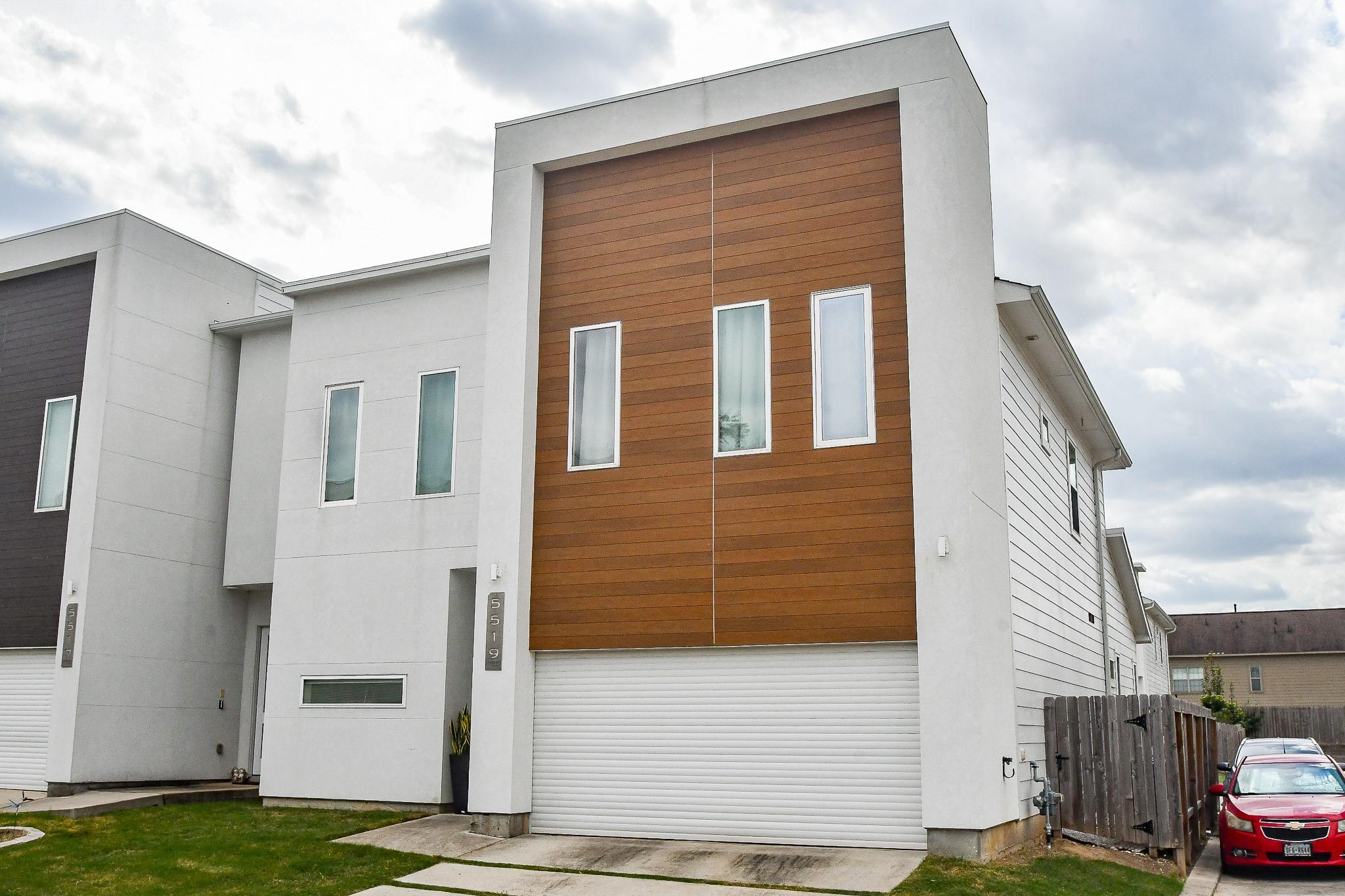 5519 Paraiso Place, Houston