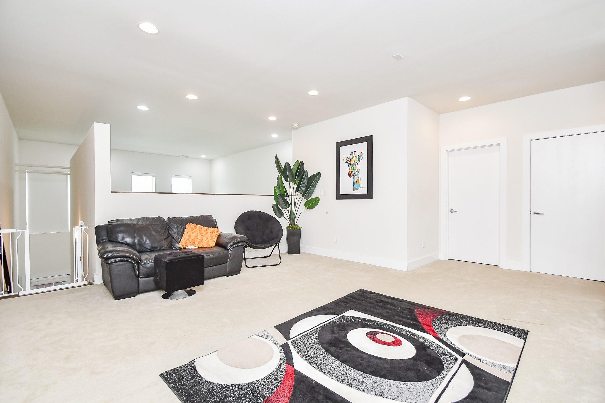 5519 Paraiso Place, Houston