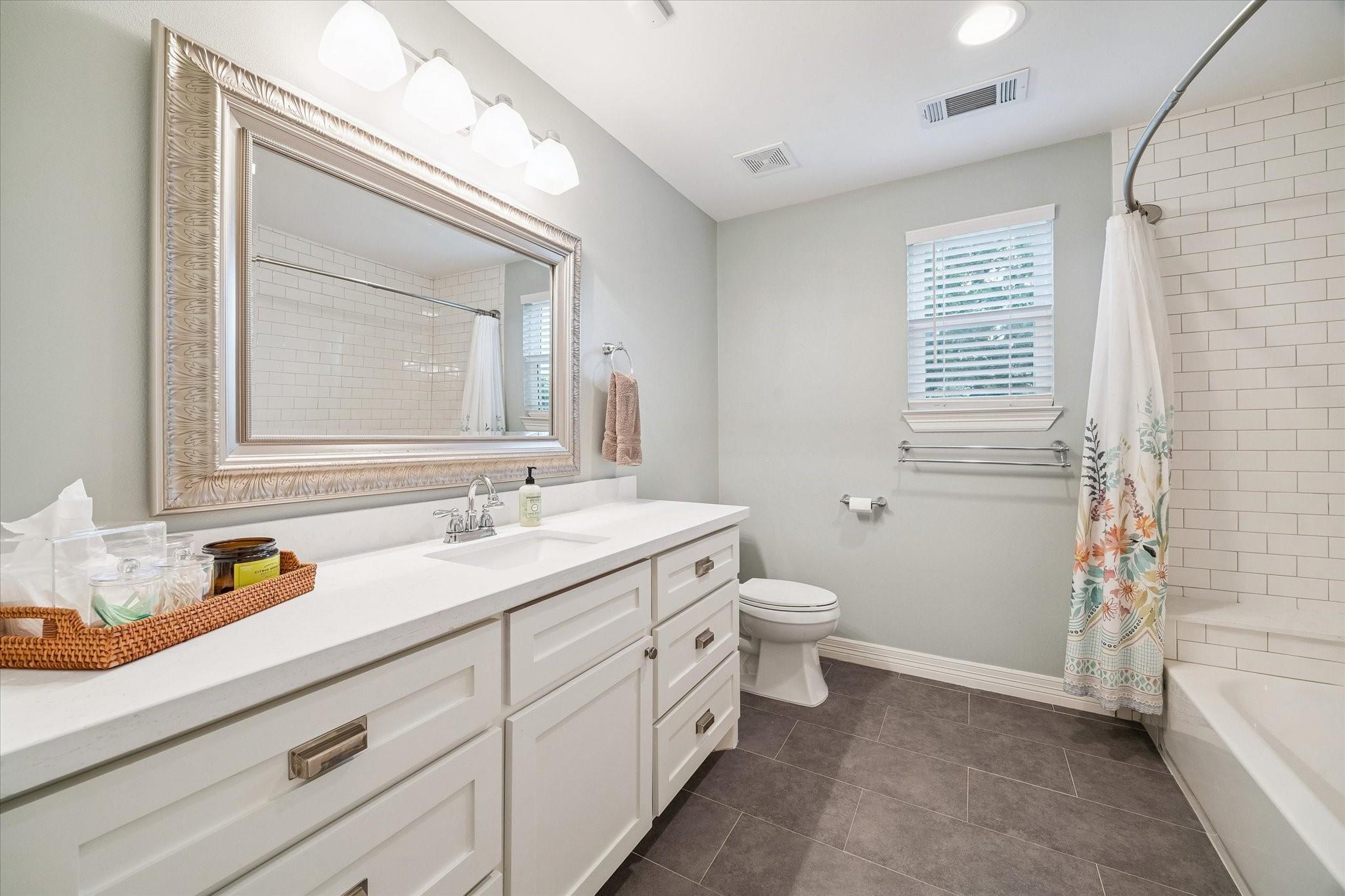 1514 Cheshire Lane