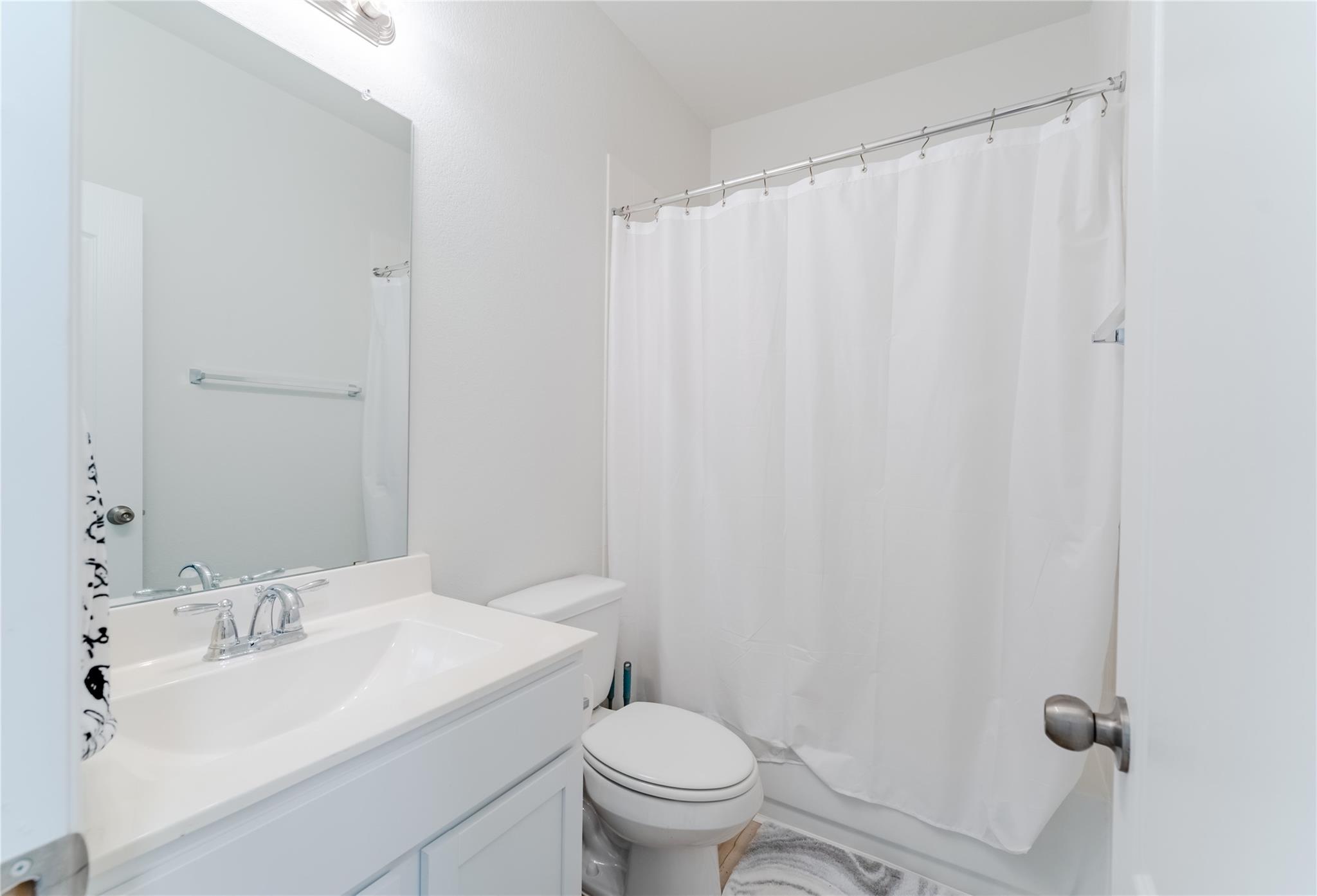 8439 Red Shiner Way