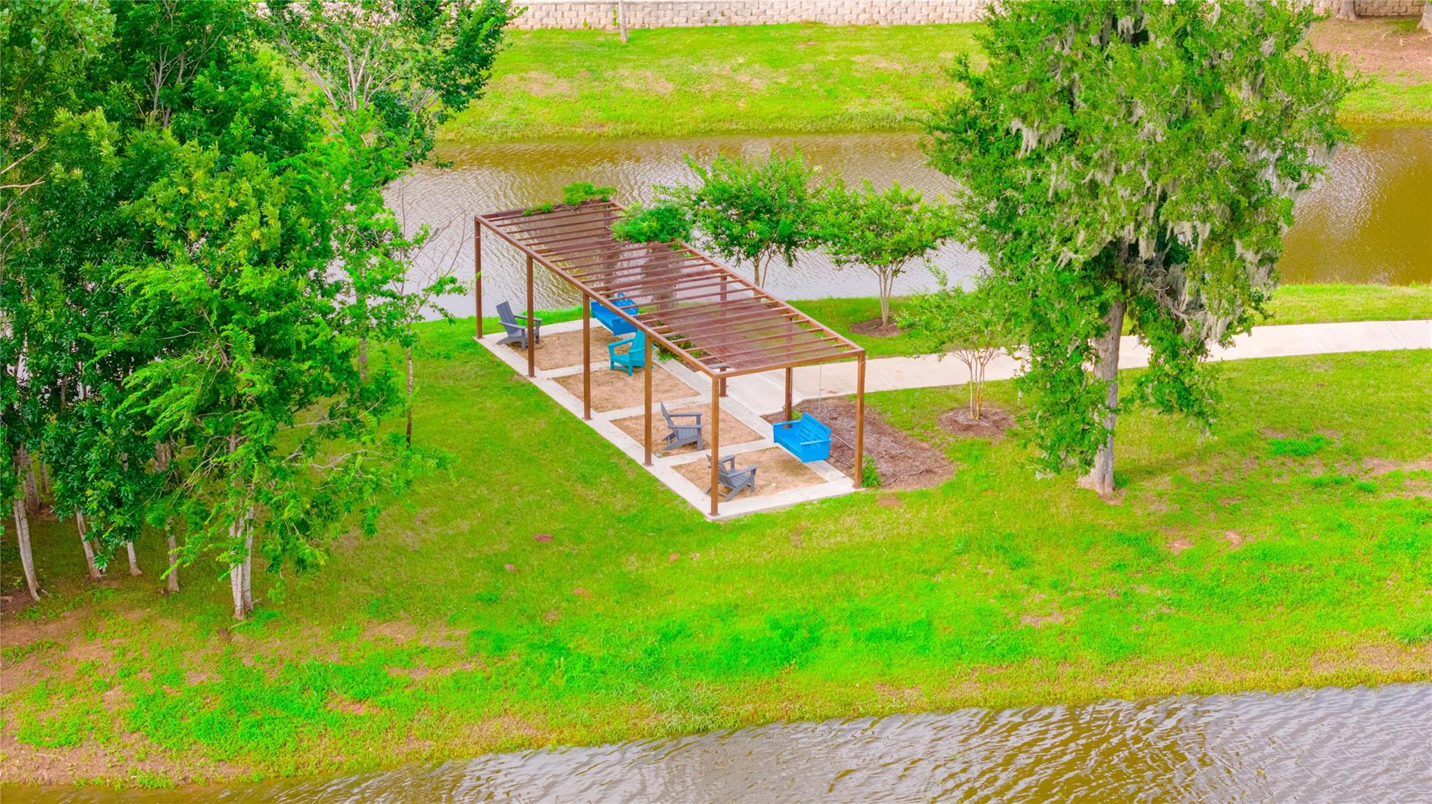 8439 Red Shiner Way