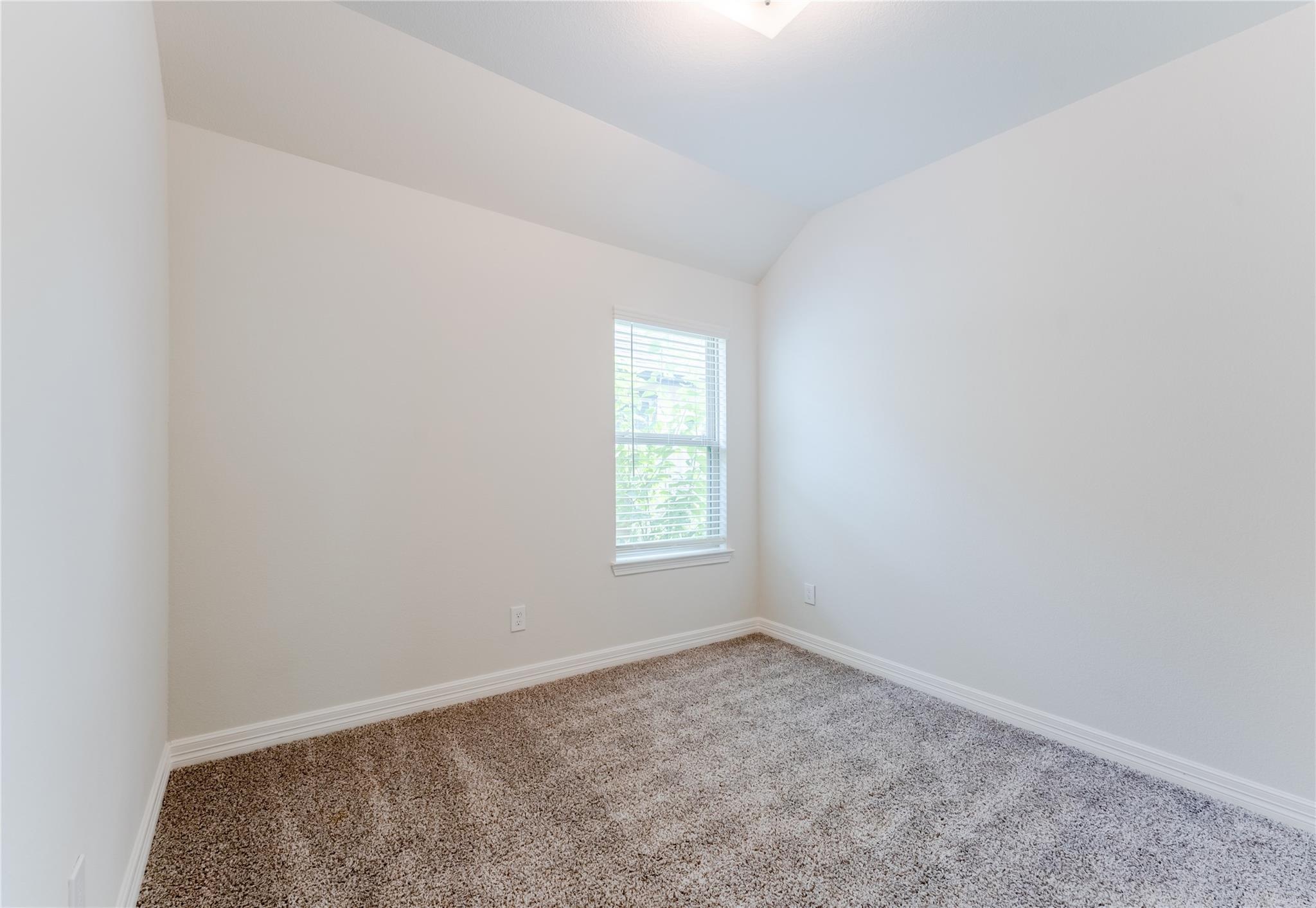 8439 Red Shiner Way