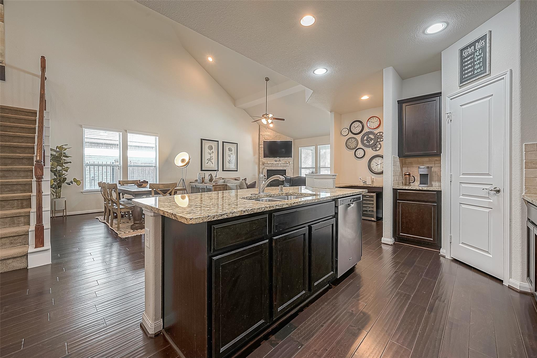 23 Pioneer Canyon Place