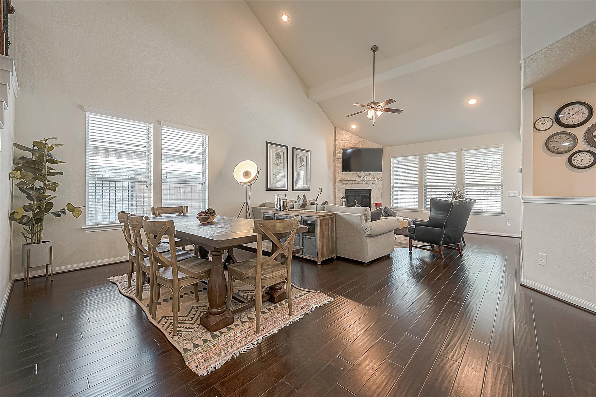 23 Pioneer Canyon Place