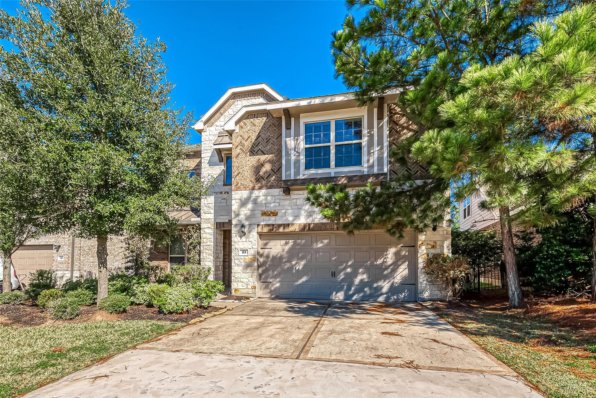 23 Pioneer Canyon Place