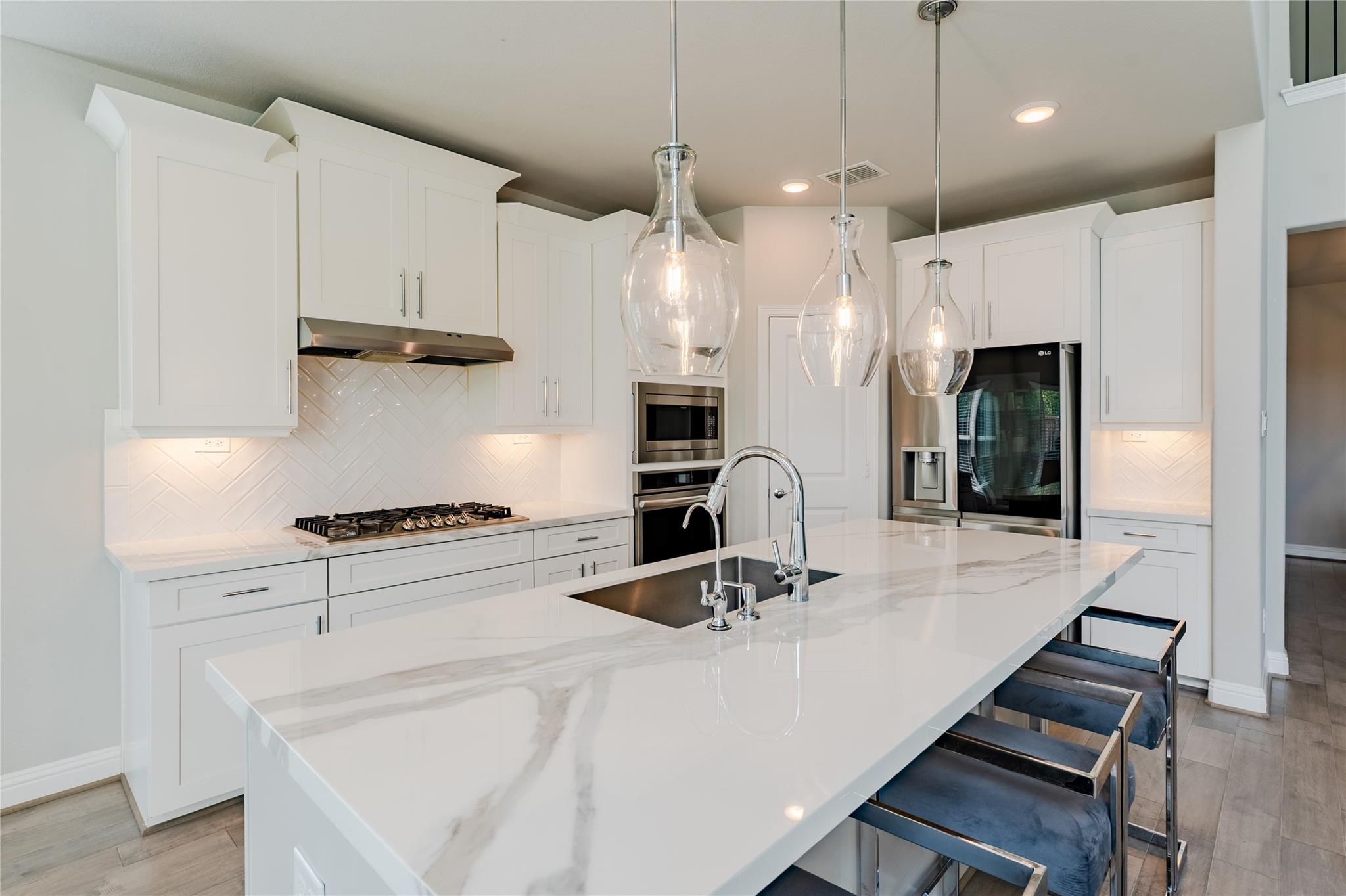 13806 Llano Basin Court