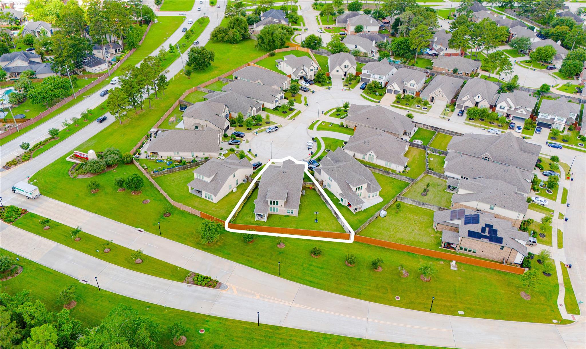 13806 Llano Basin Court