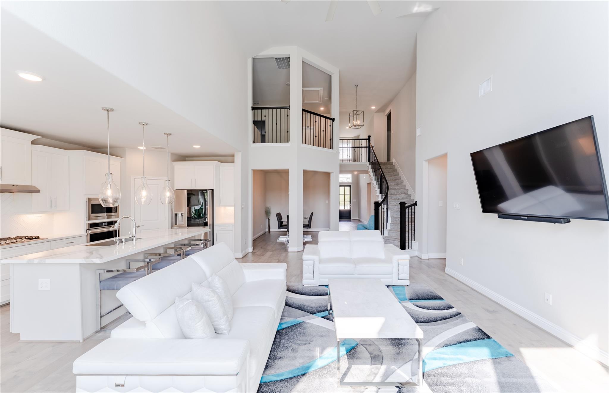 13806 Llano Basin Court