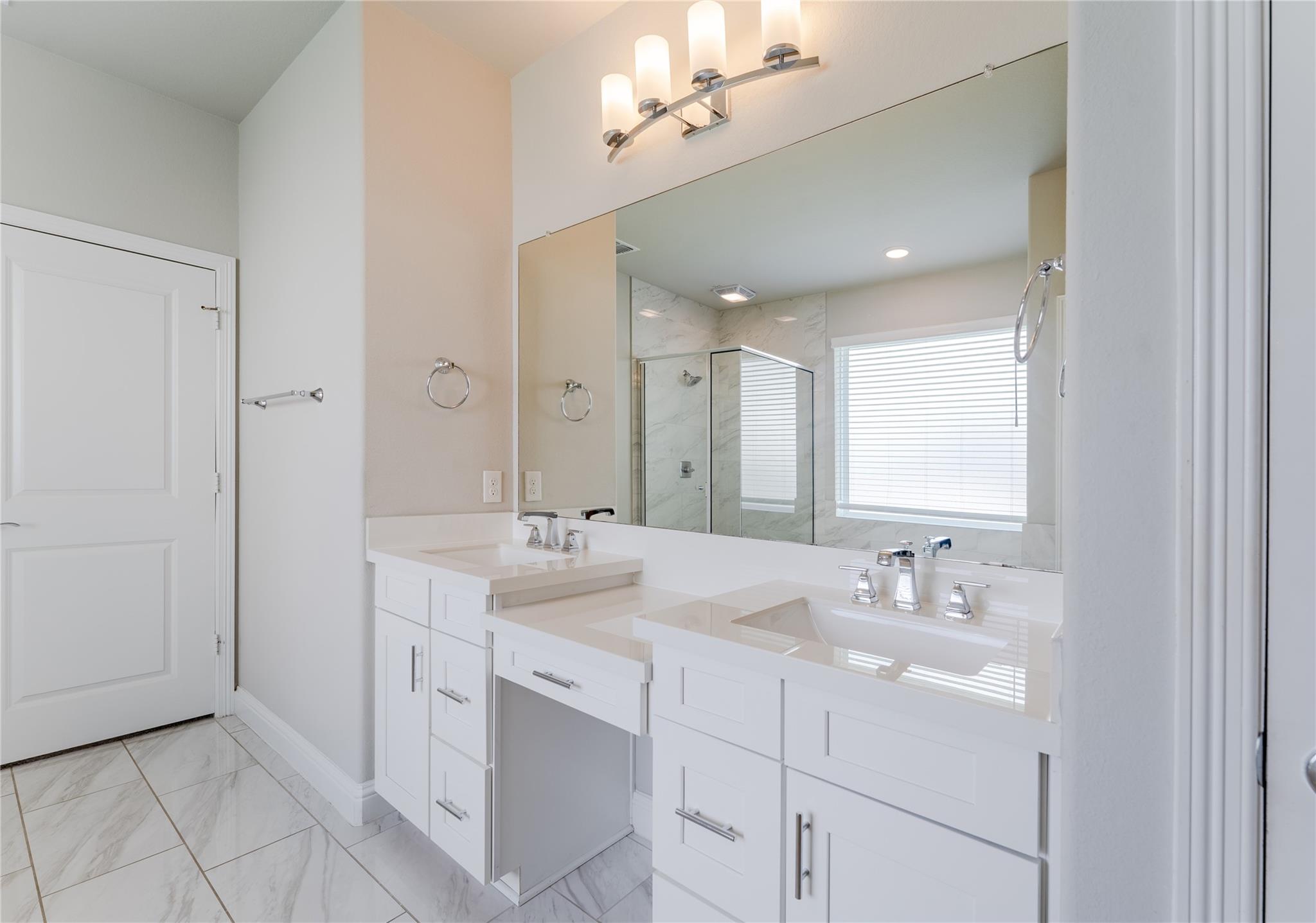 13806 Llano Basin Court