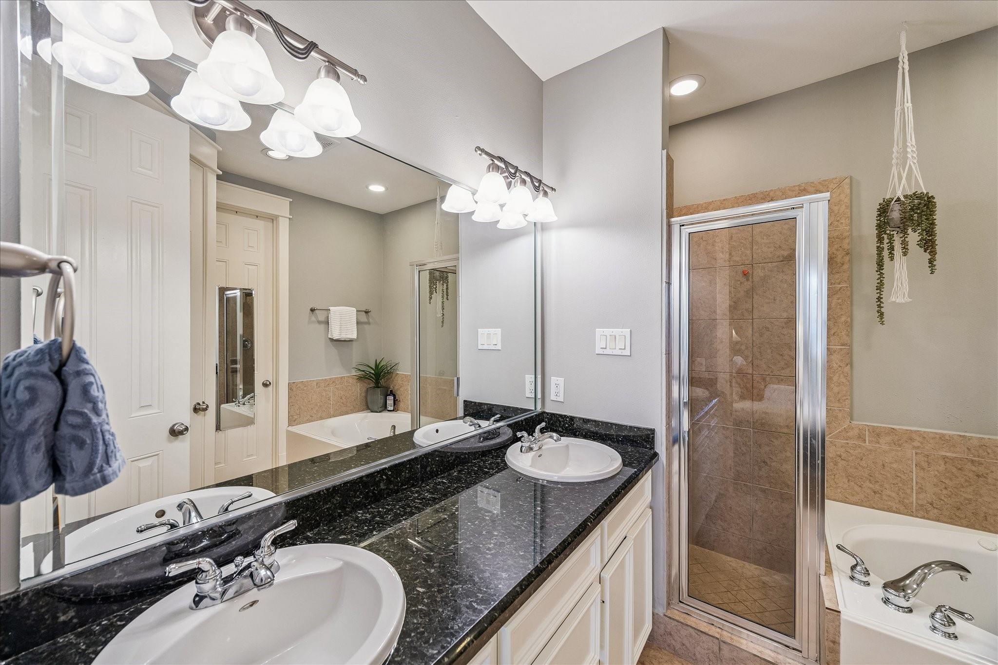 823 W 26th Street