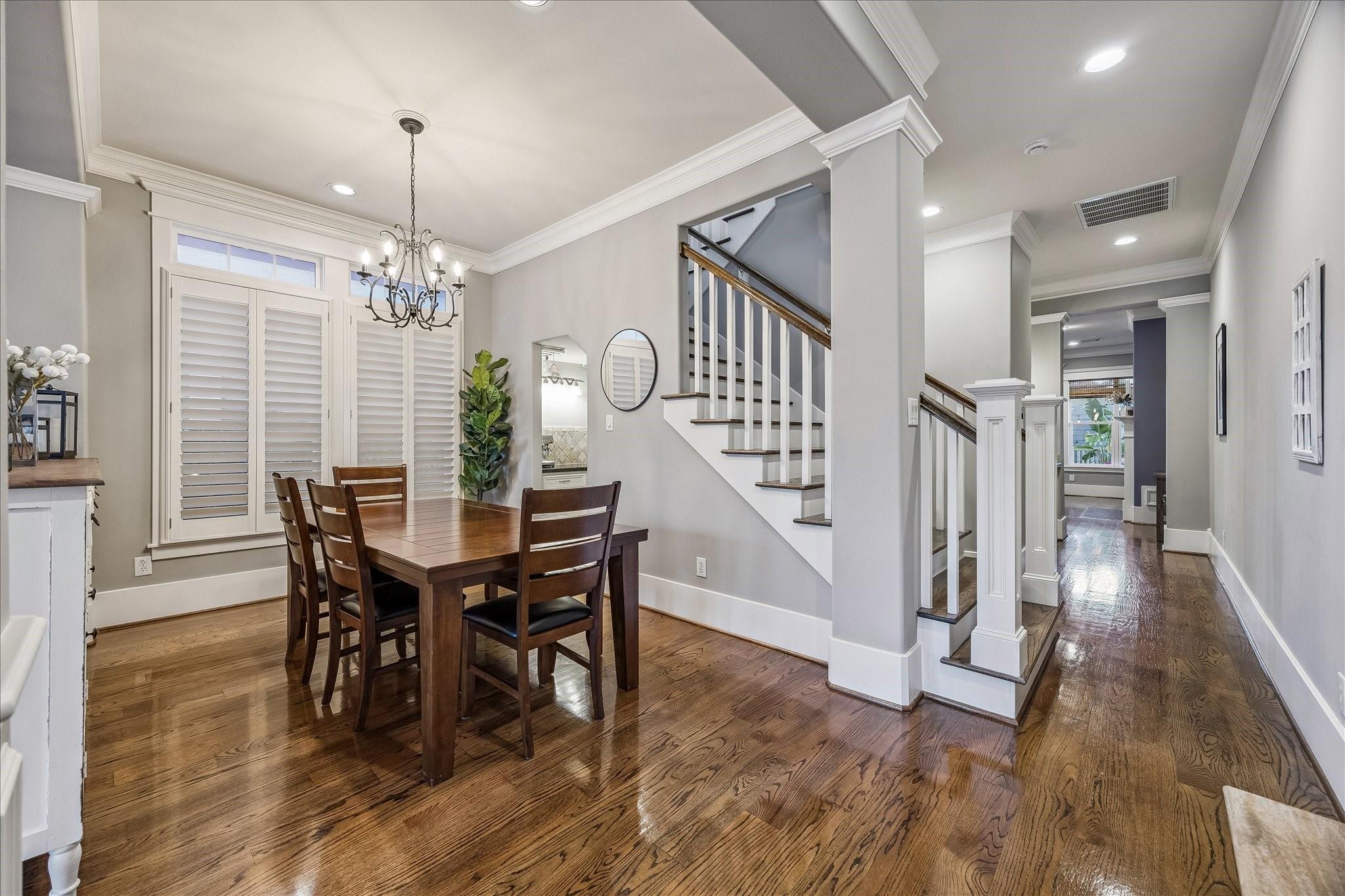 823 W 26th Street