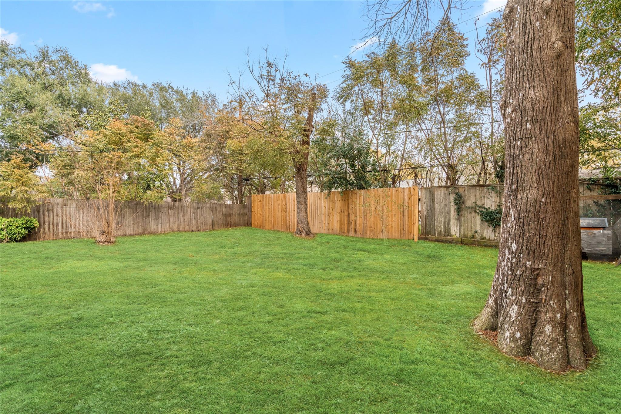 11225 Cliffwood Drive