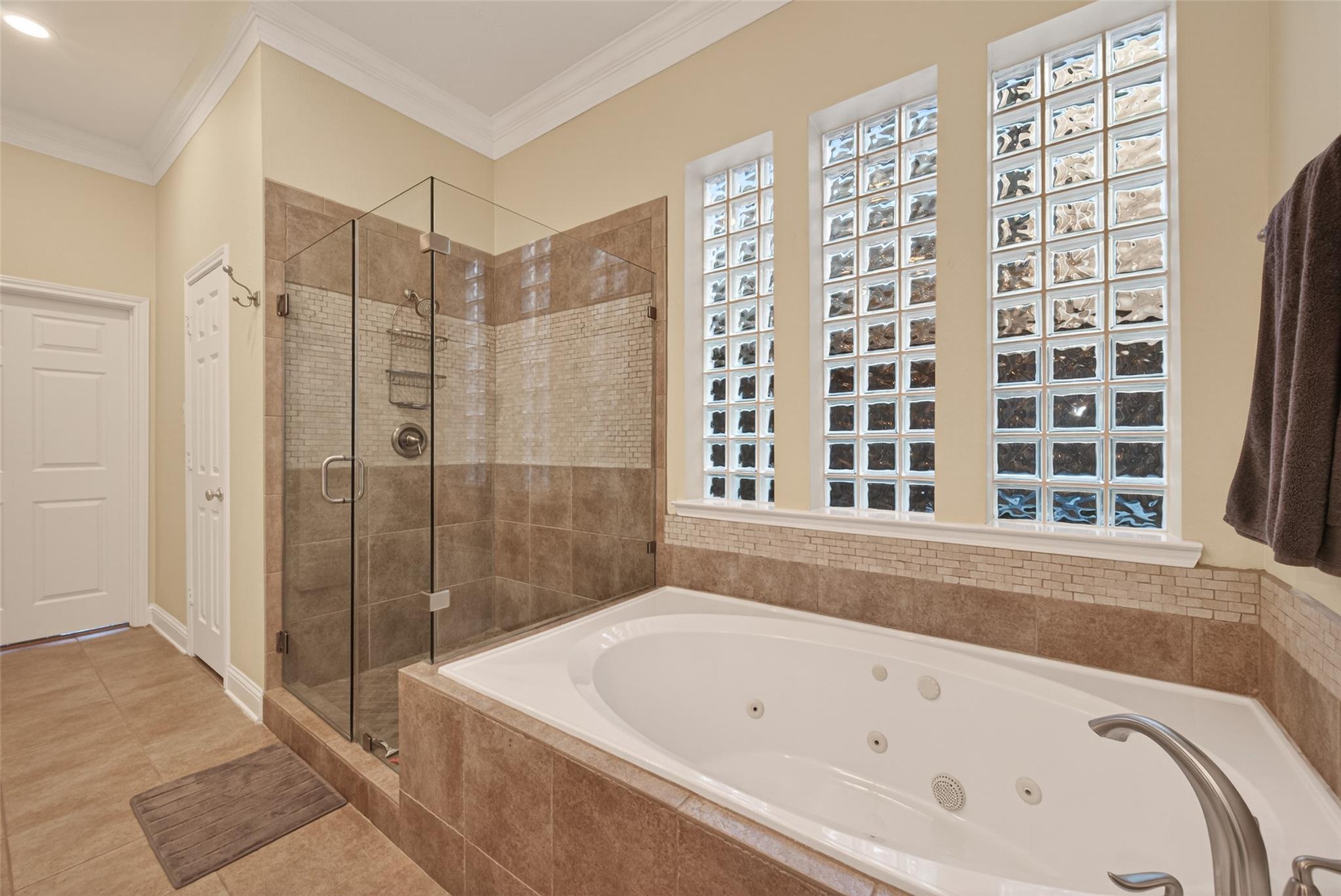 5349 Val Verde Street