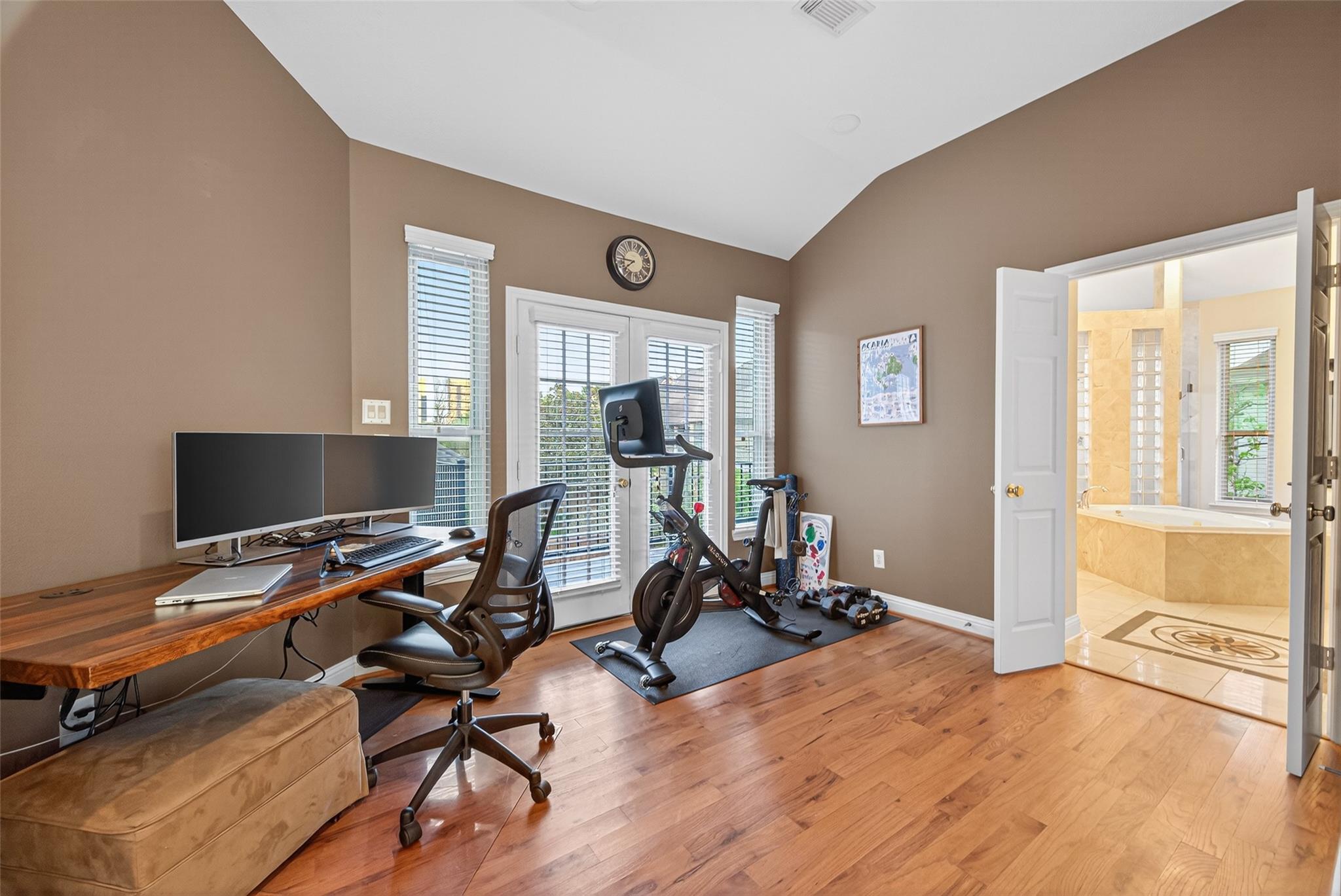 5349 Val Verde Street