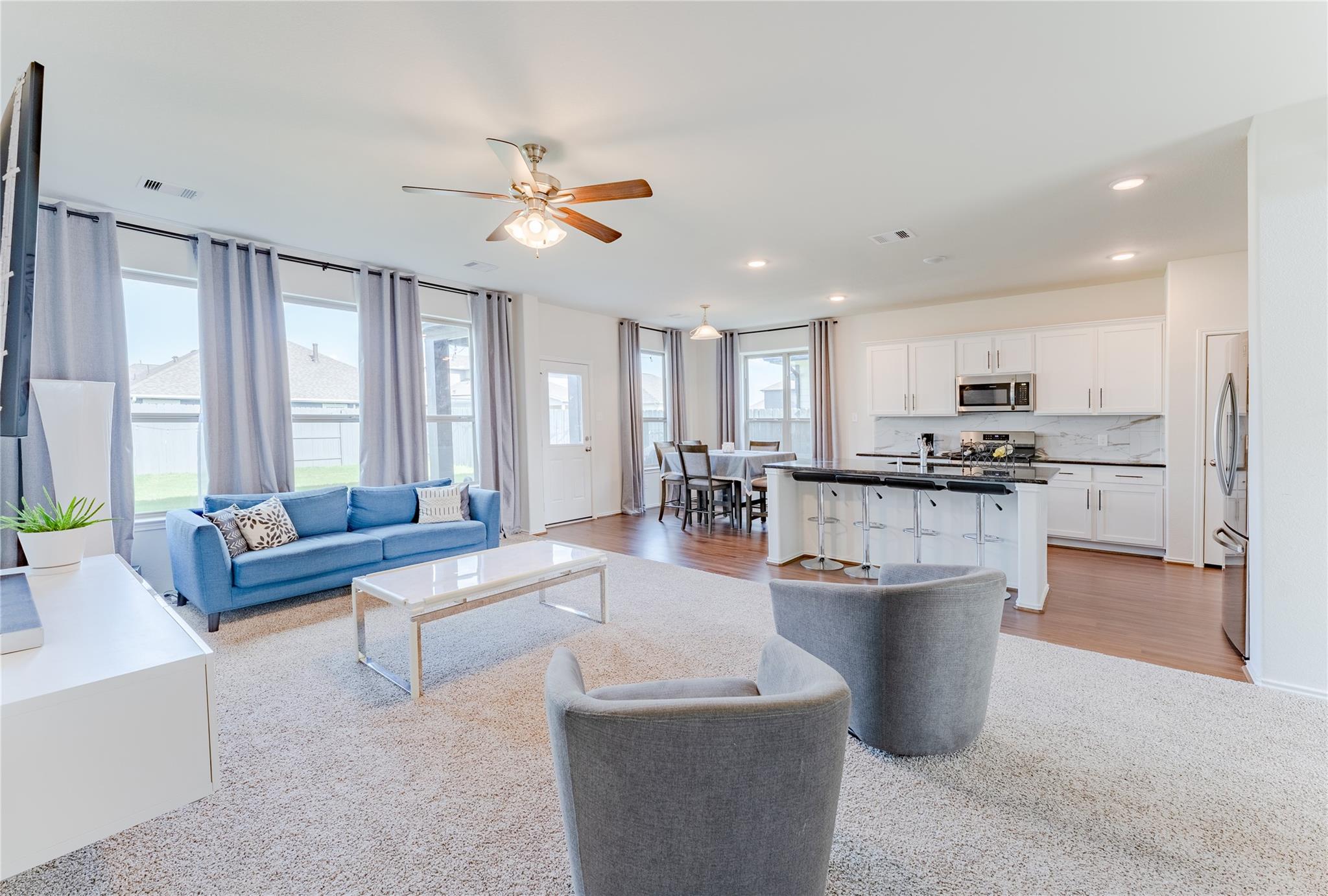 8327 Threadfin Way