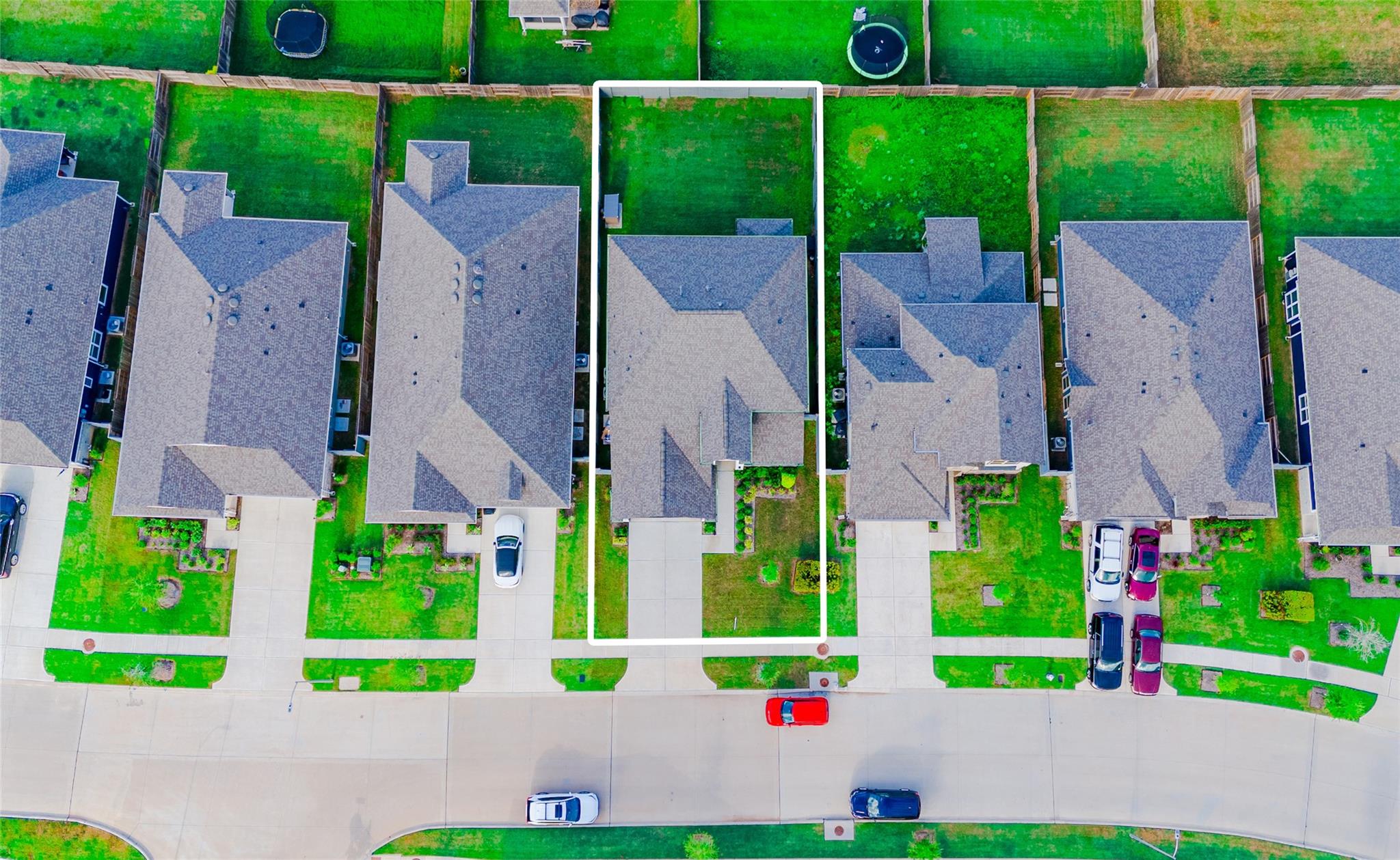 8327 Threadfin Way