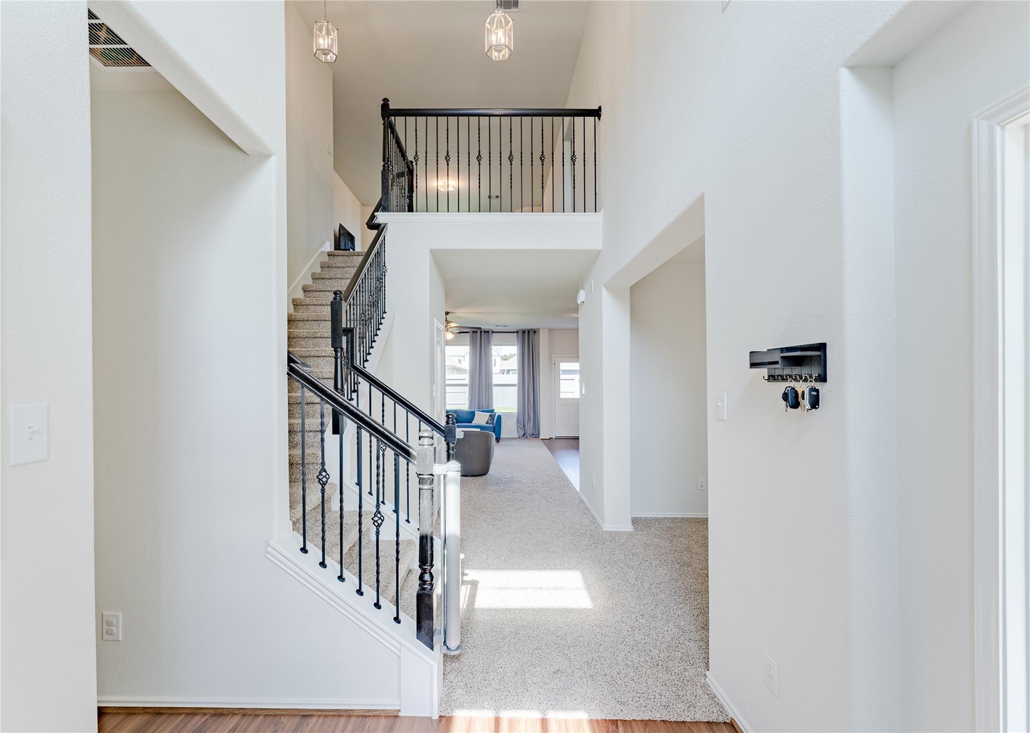 8327 Threadfin Way