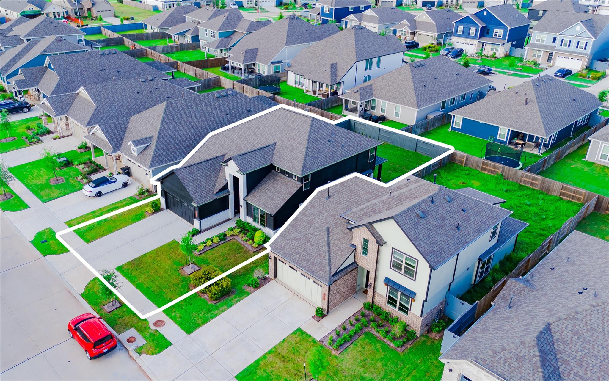 8327 Threadfin Way