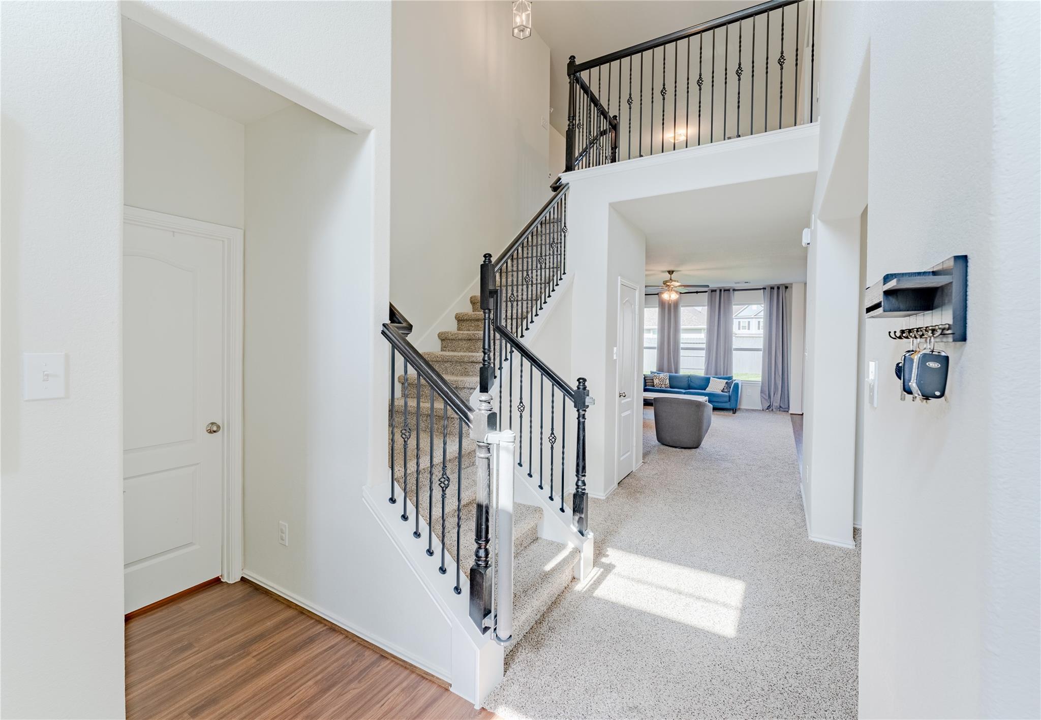 8327 Threadfin Way