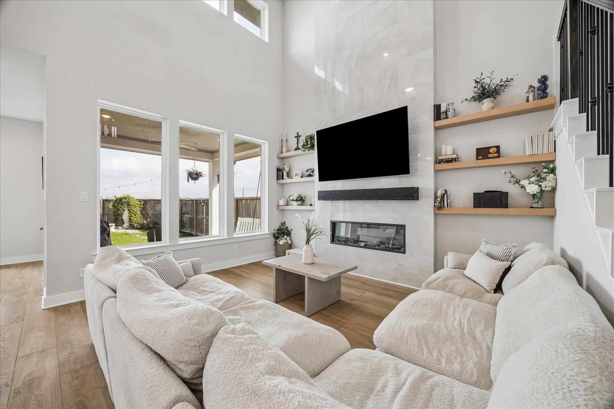 9110 Farr Landing Trail