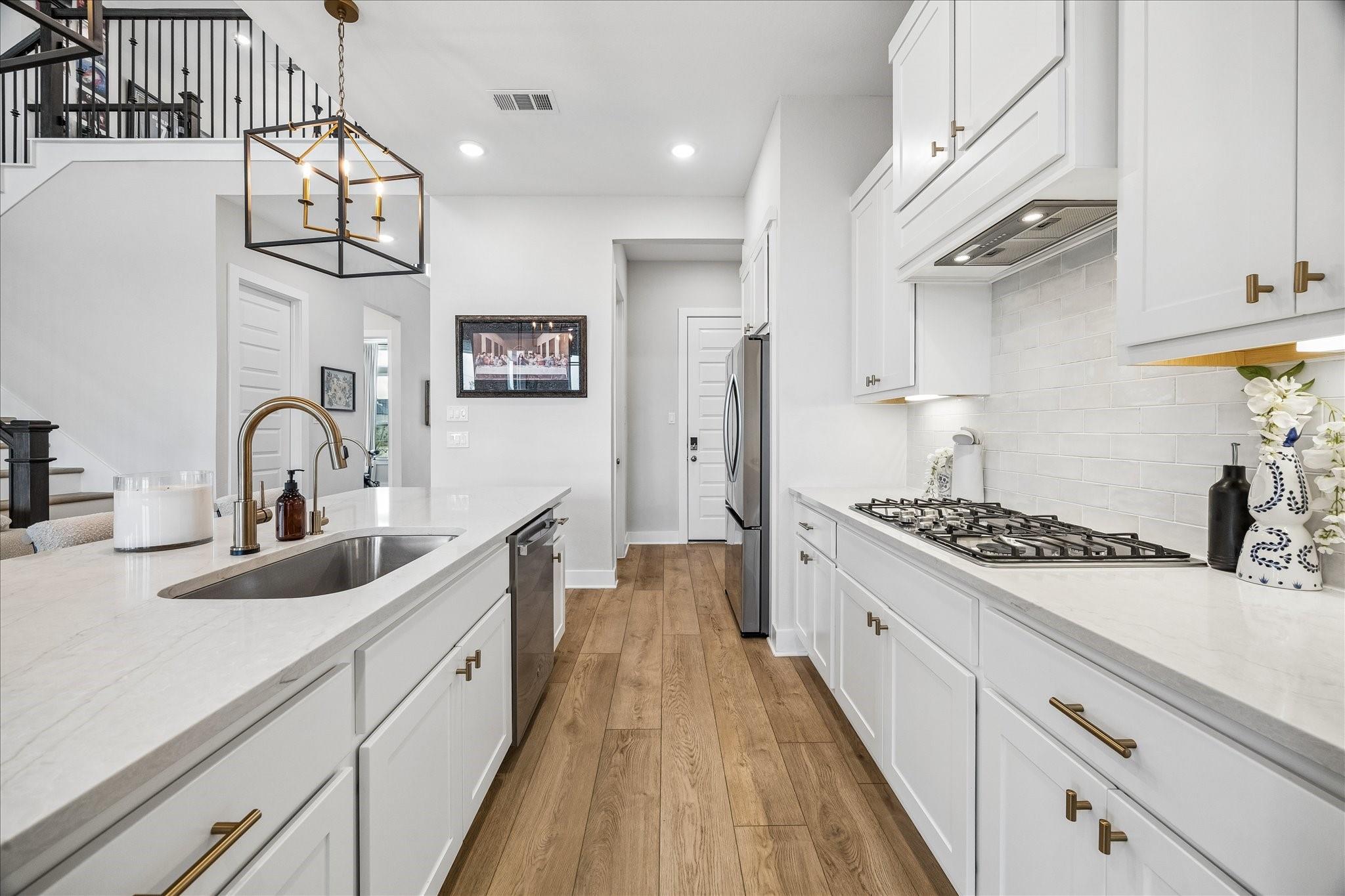 9110 Farr Landing Trail