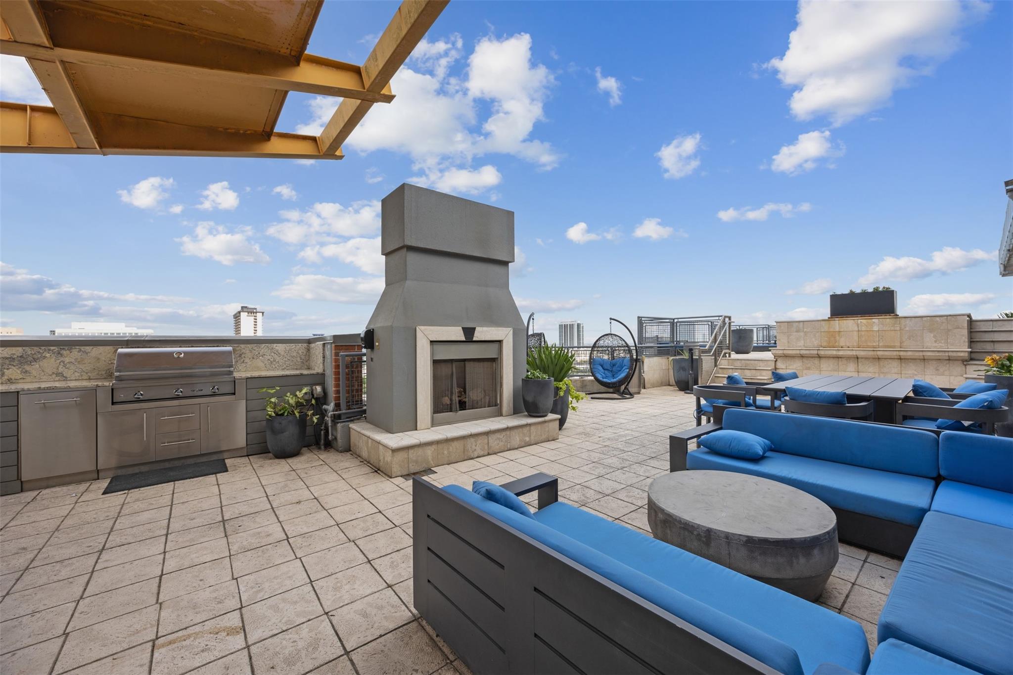 2000 Bagby Street # 7414, Houston Unit: 7414