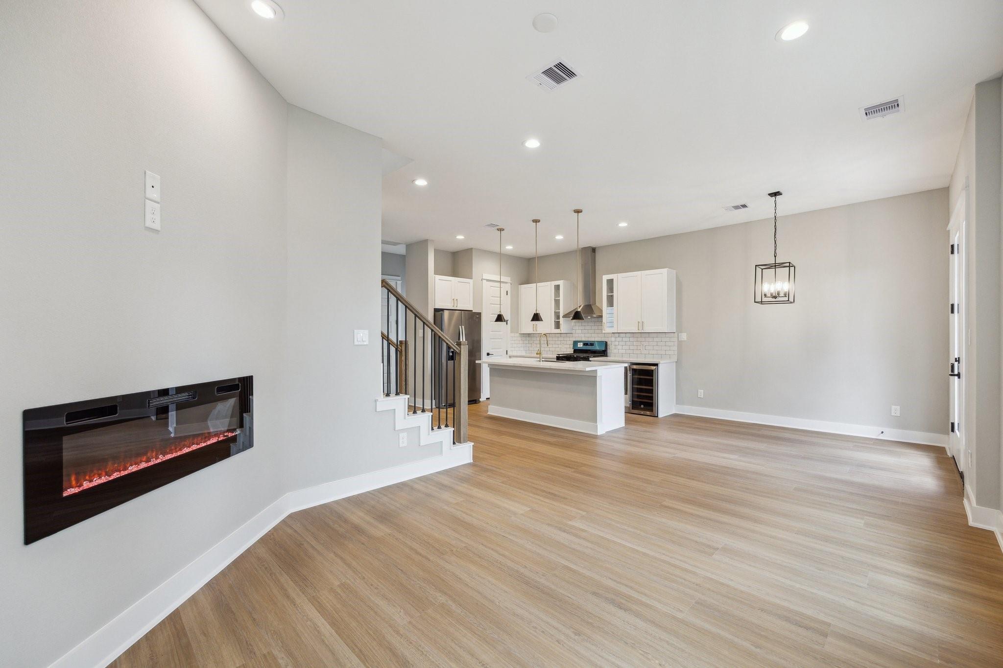 812 Thornton Street # F