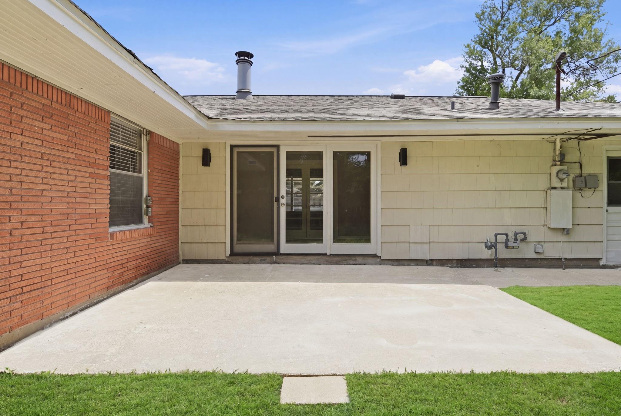 4114 Sarong Drive