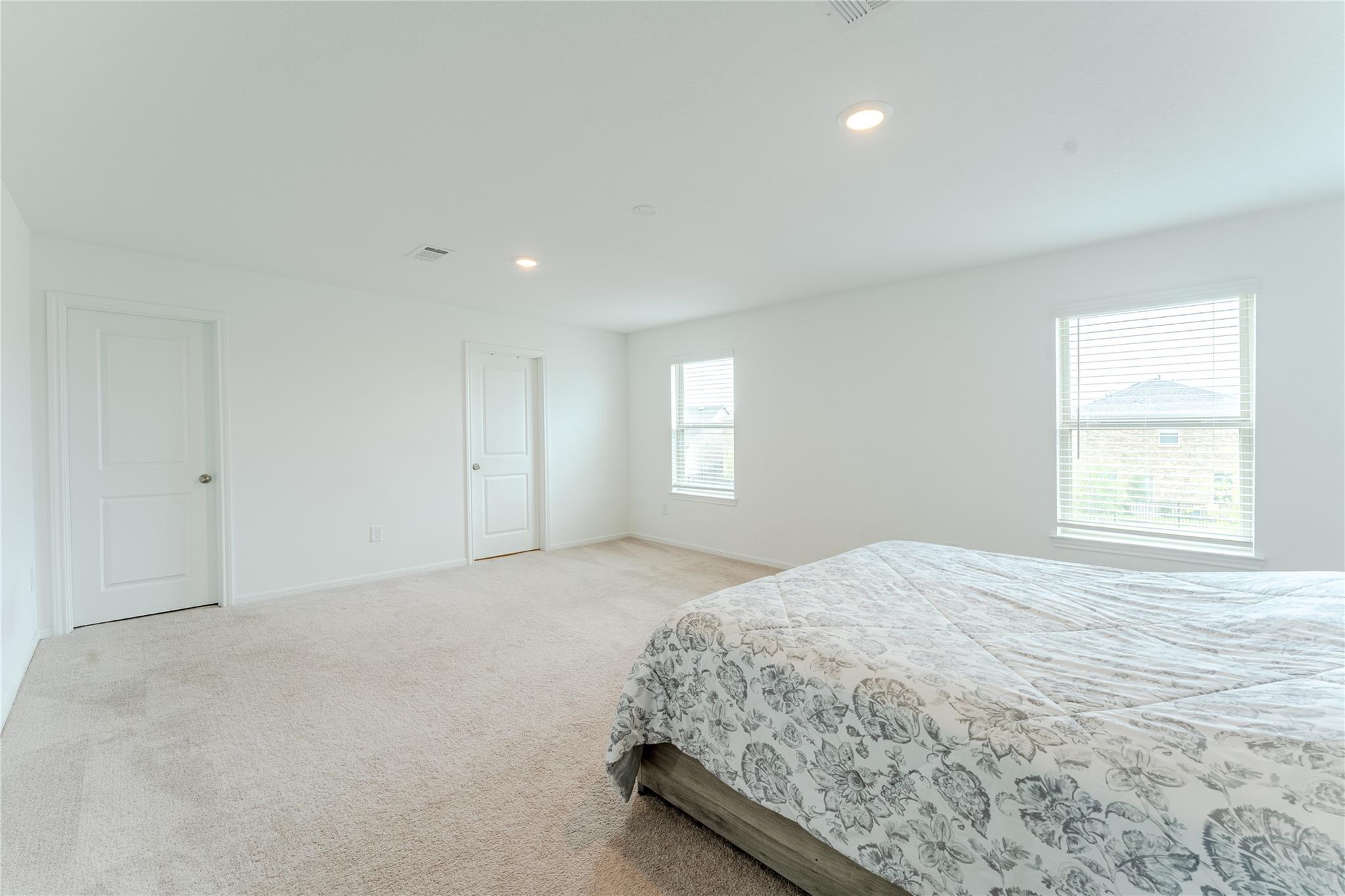 1017 Laguna Cove Drive
