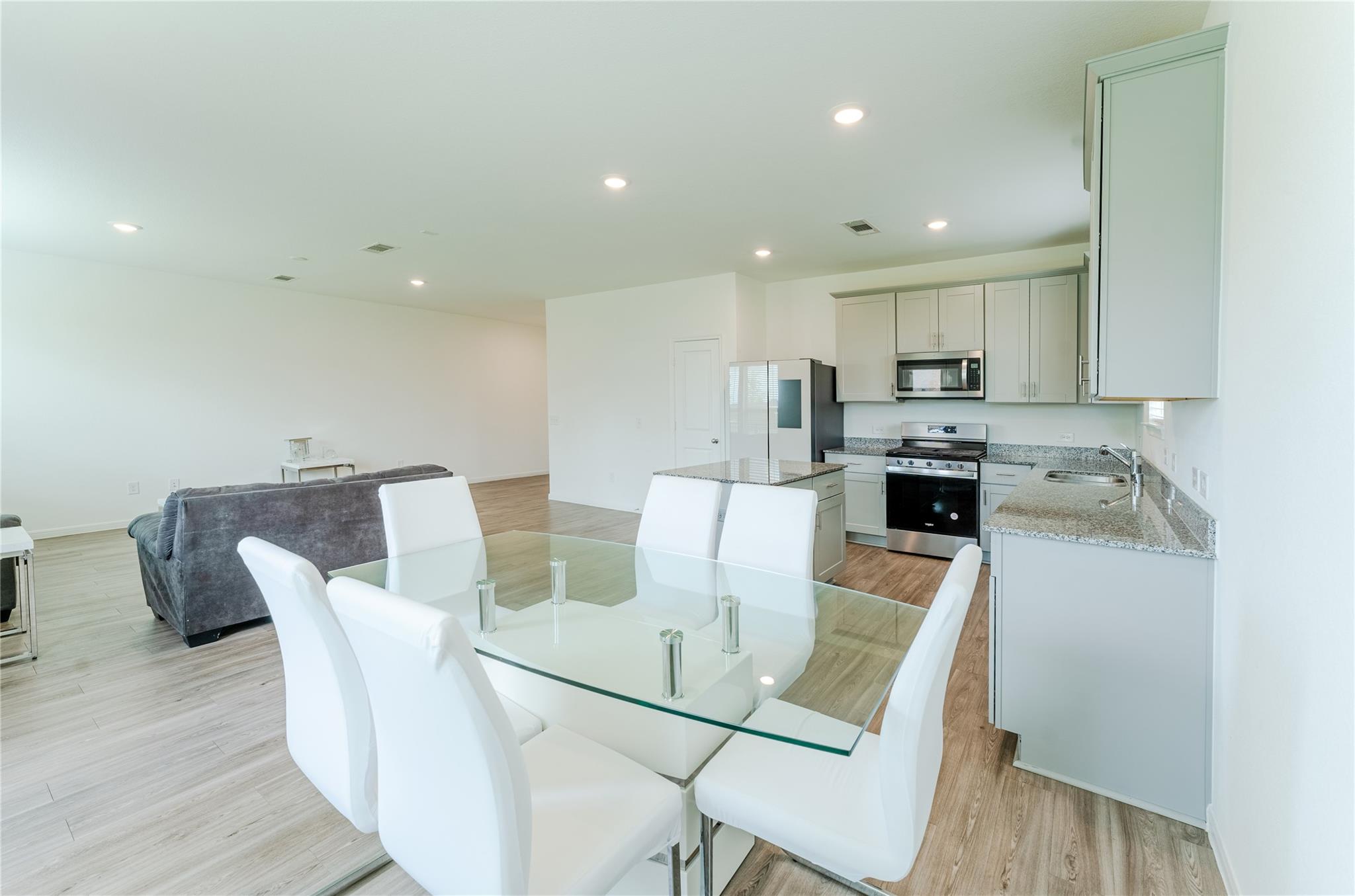 1017 Laguna Cove Drive