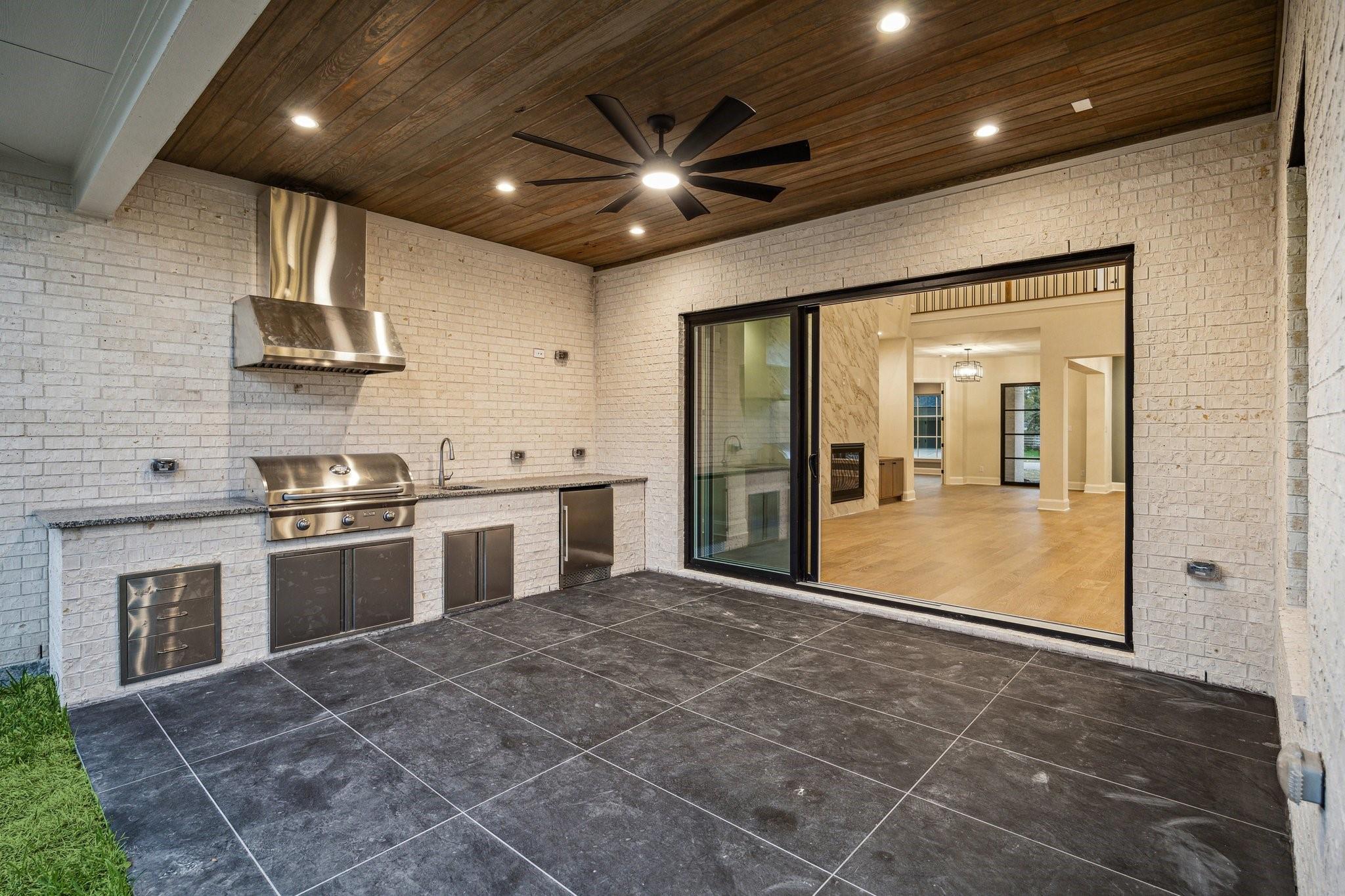1510 Longacre Drive