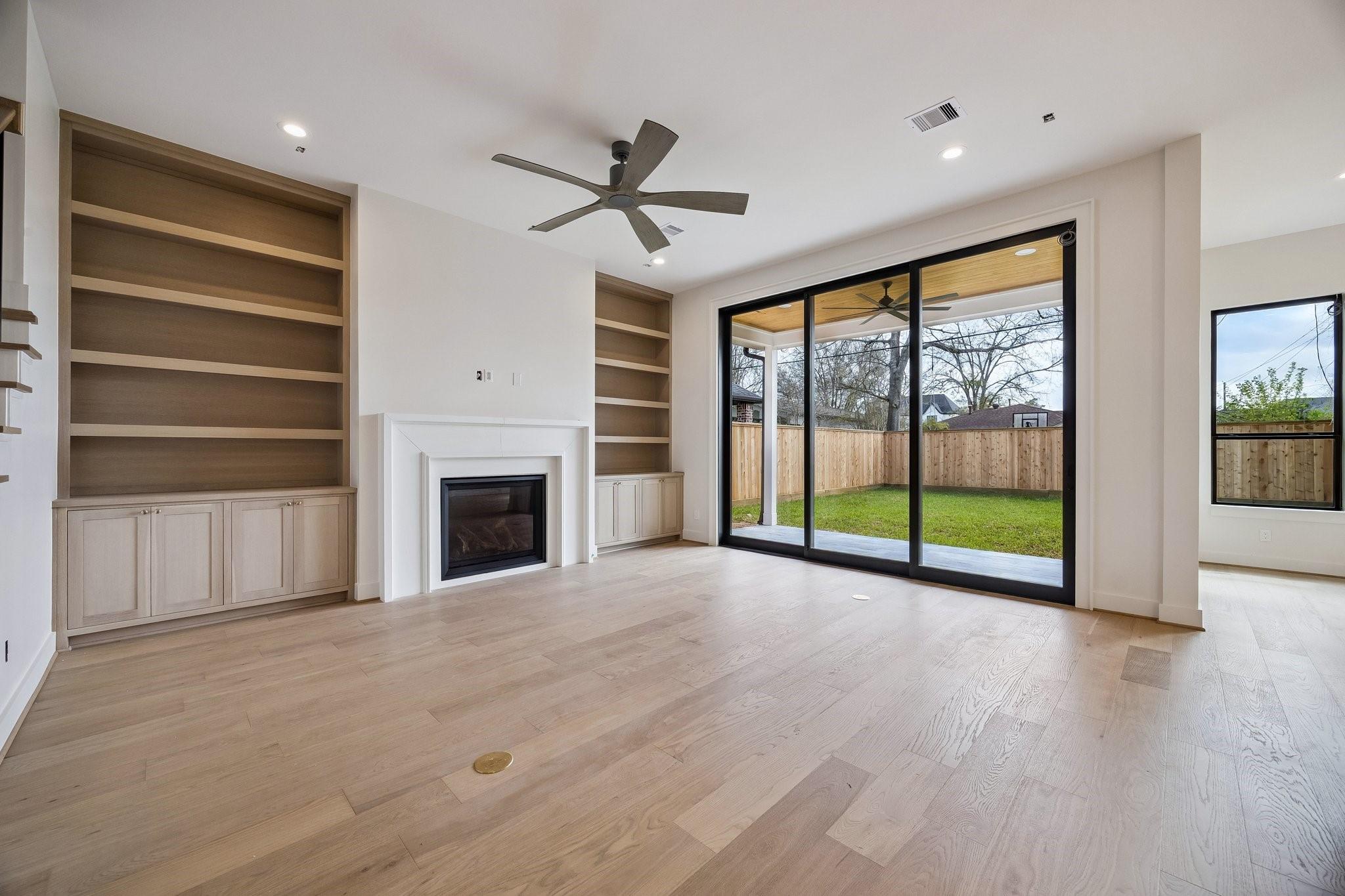 1414 Du Barry Lane