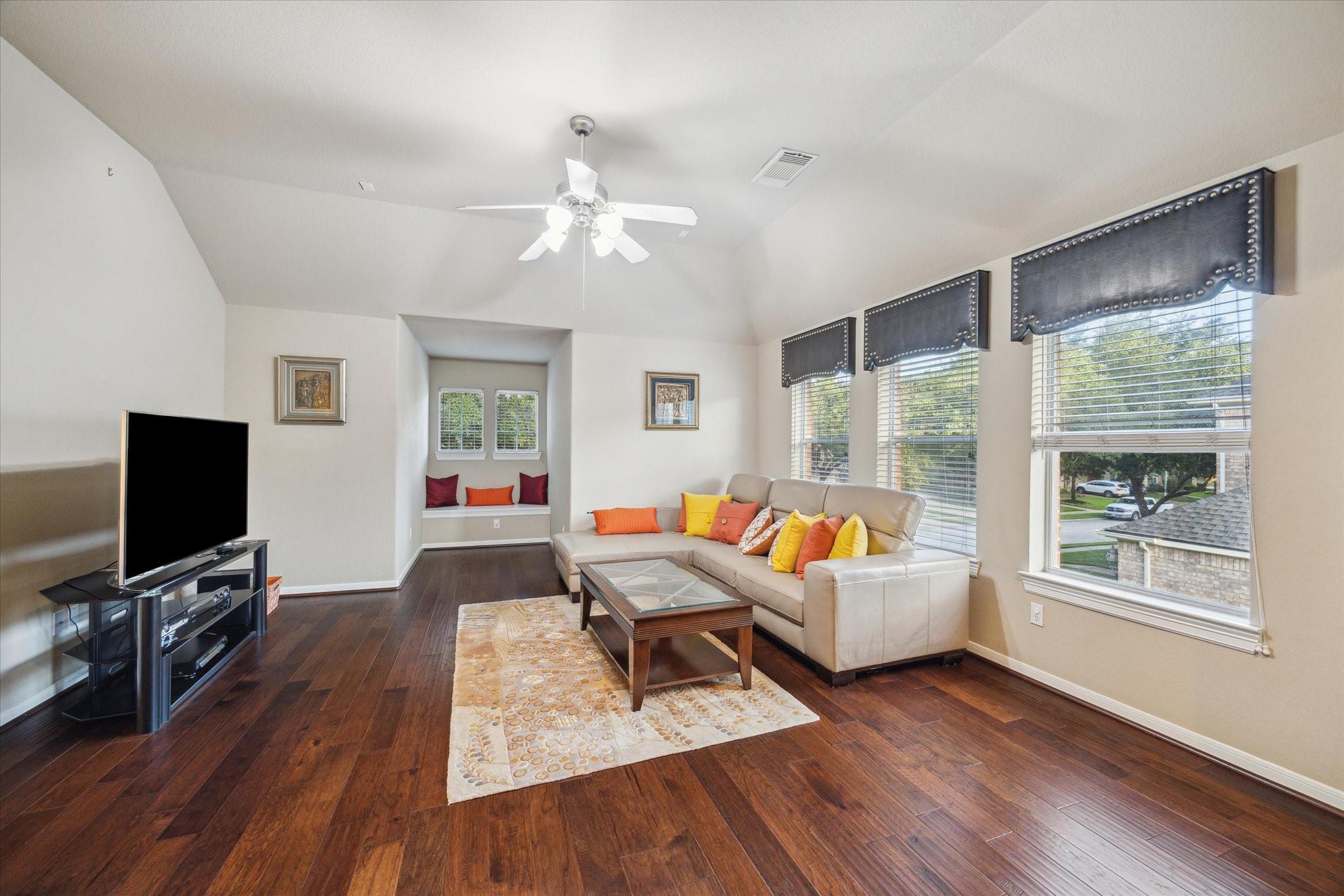 18063 Crescent Royale Way