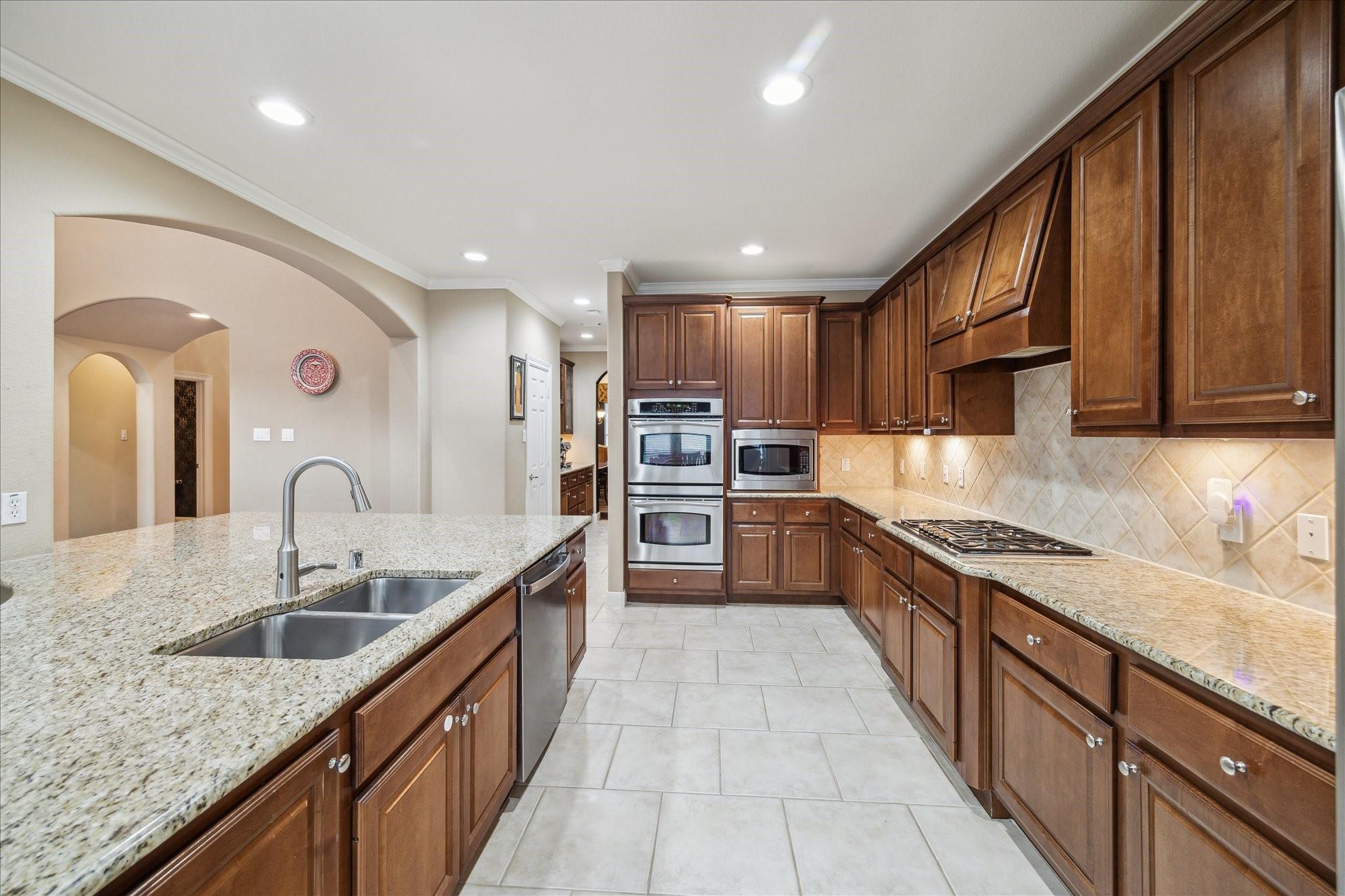 18063 Crescent Royale Way