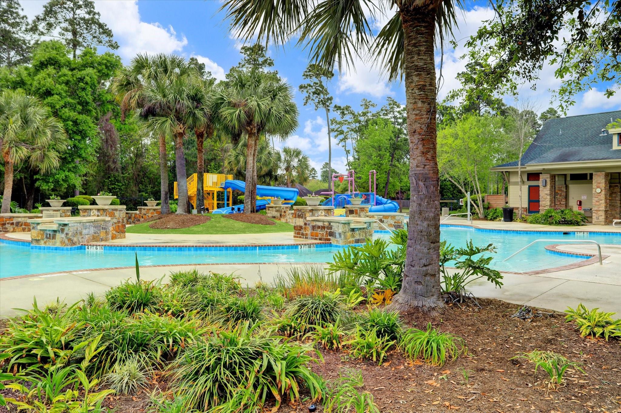 18063 Crescent Royale Way