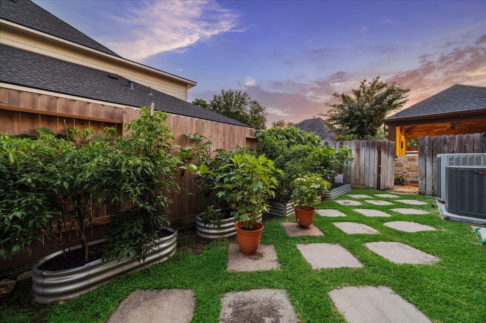 18063 Crescent Royale Way