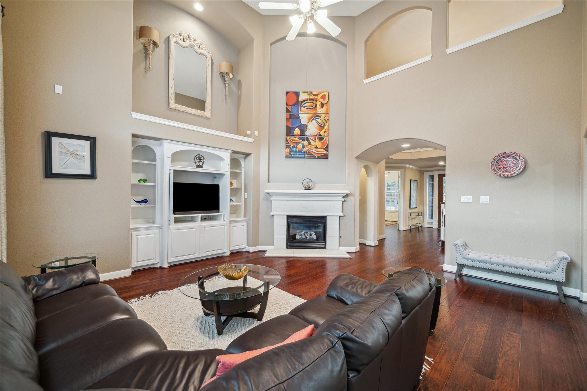 18063 Crescent Royale Way