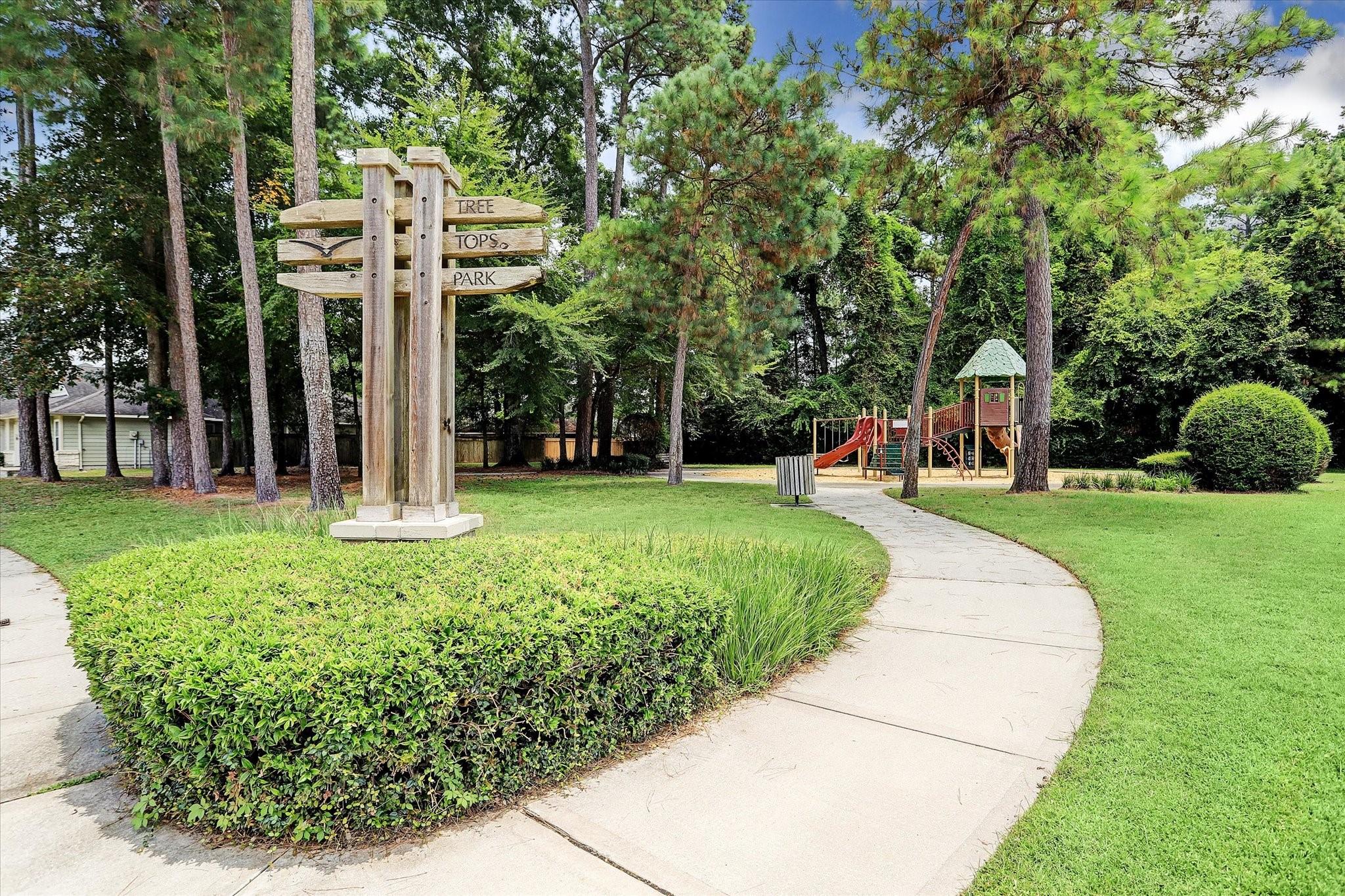 18063 Crescent Royale Way