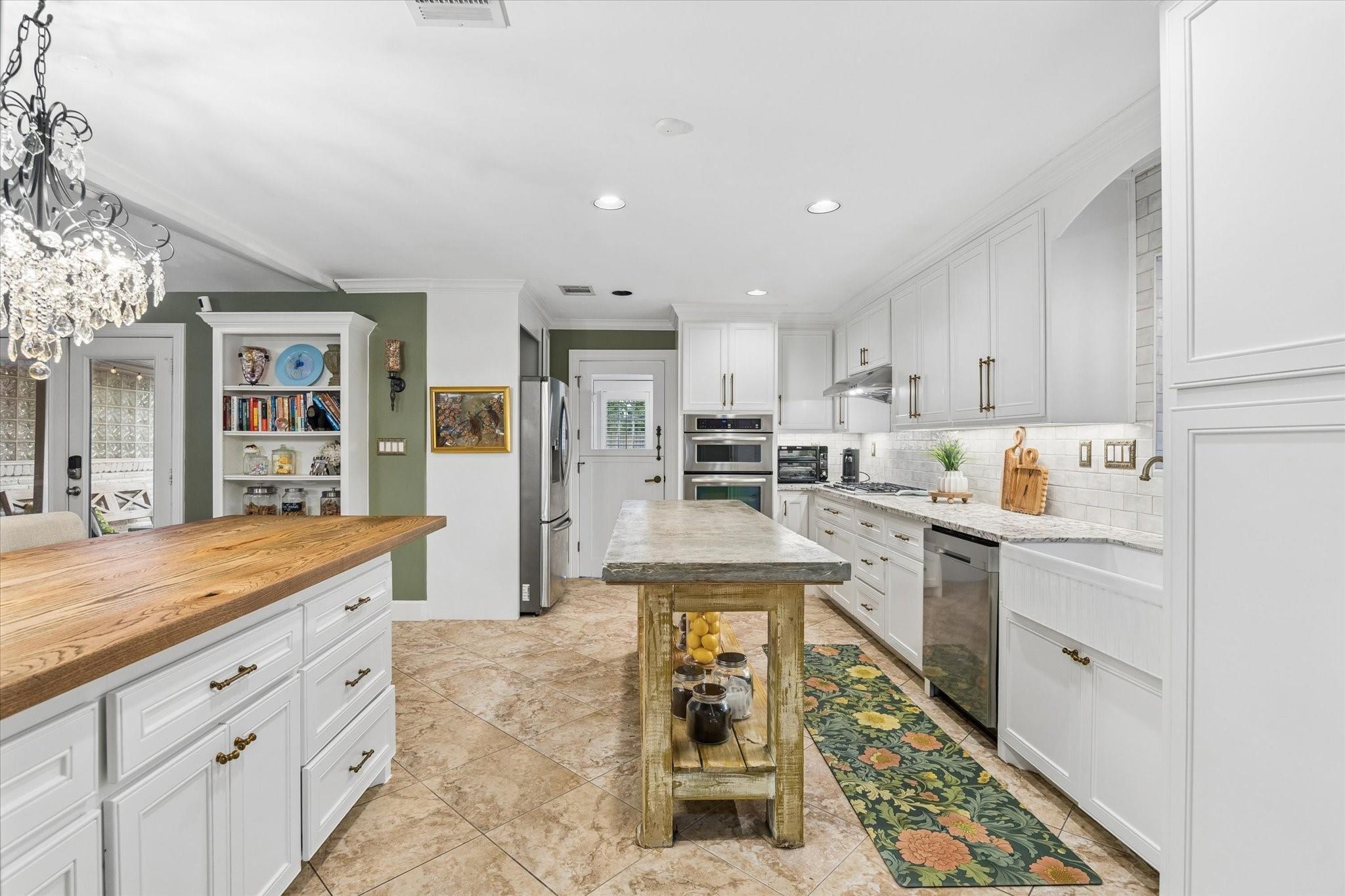 5531 Lymbar Drive