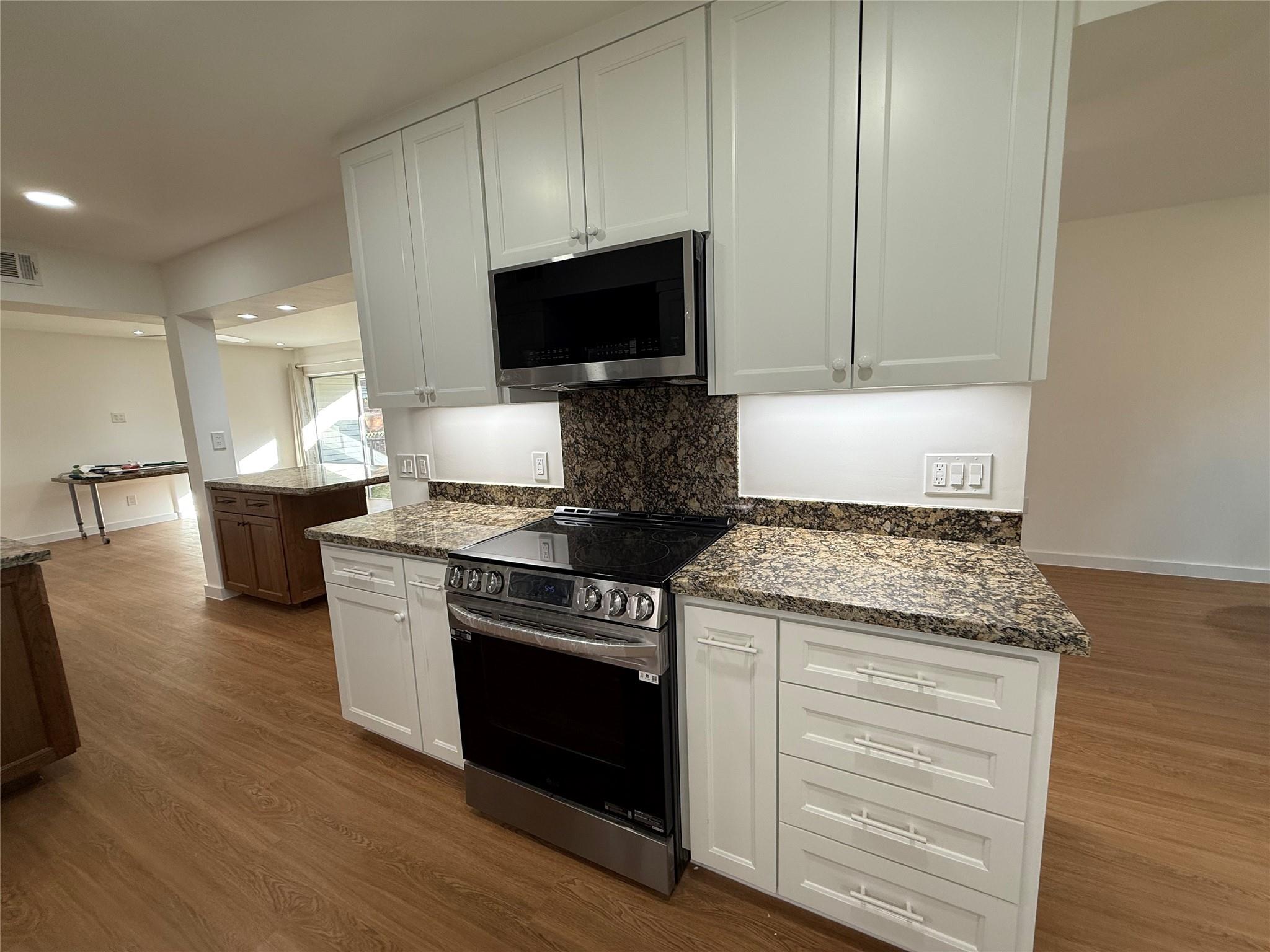 3400 Timmons Lane # 56 Unit: 52 56