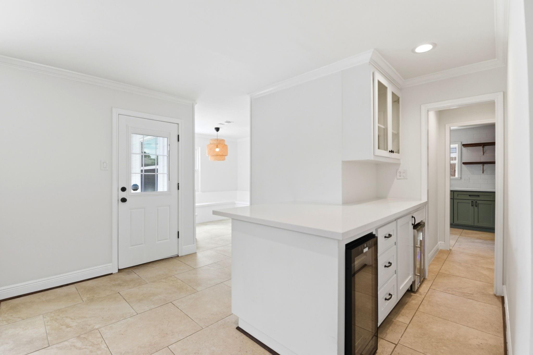 4810 Bayou Vista Drive