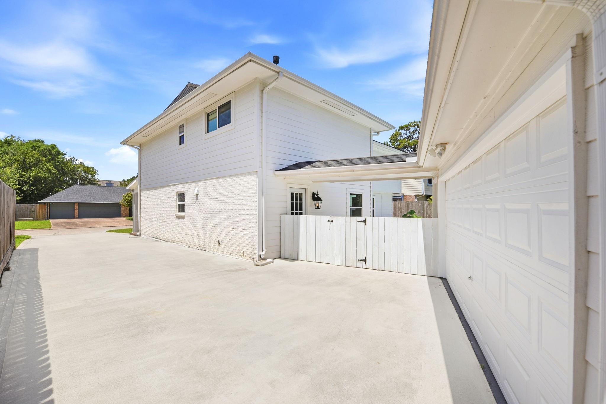 4810 Bayou Vista Drive