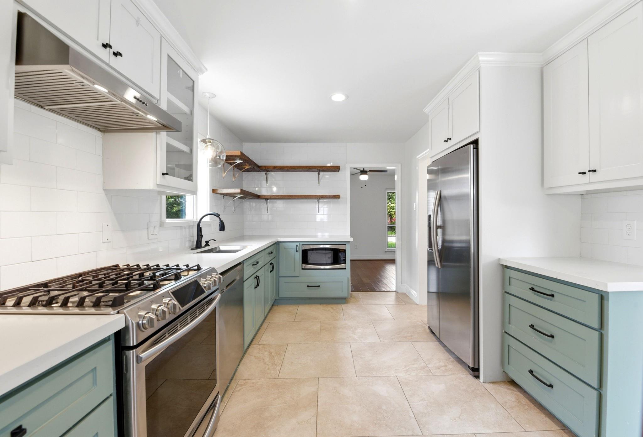4810 Bayou Vista Drive