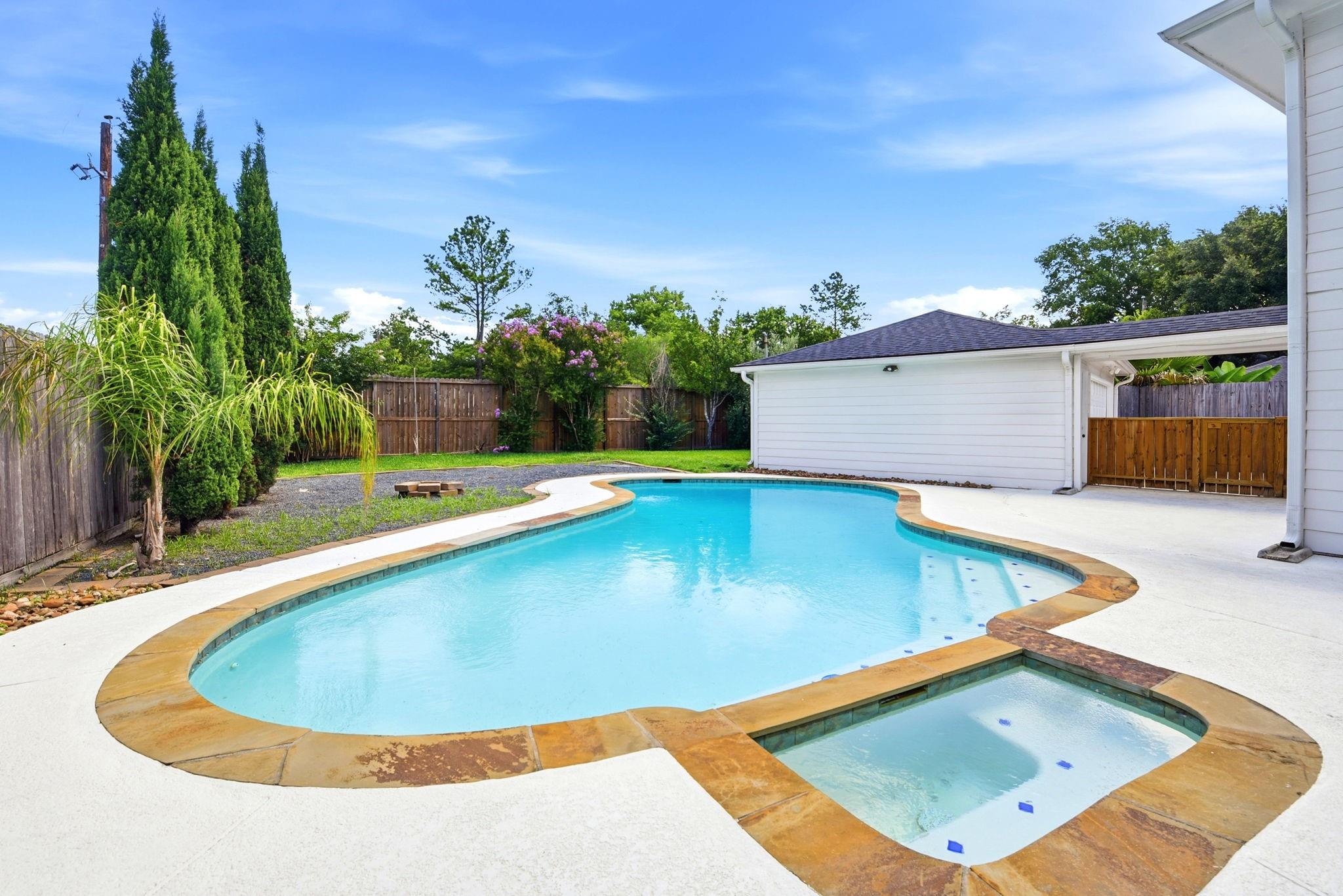 4810 Bayou Vista Drive